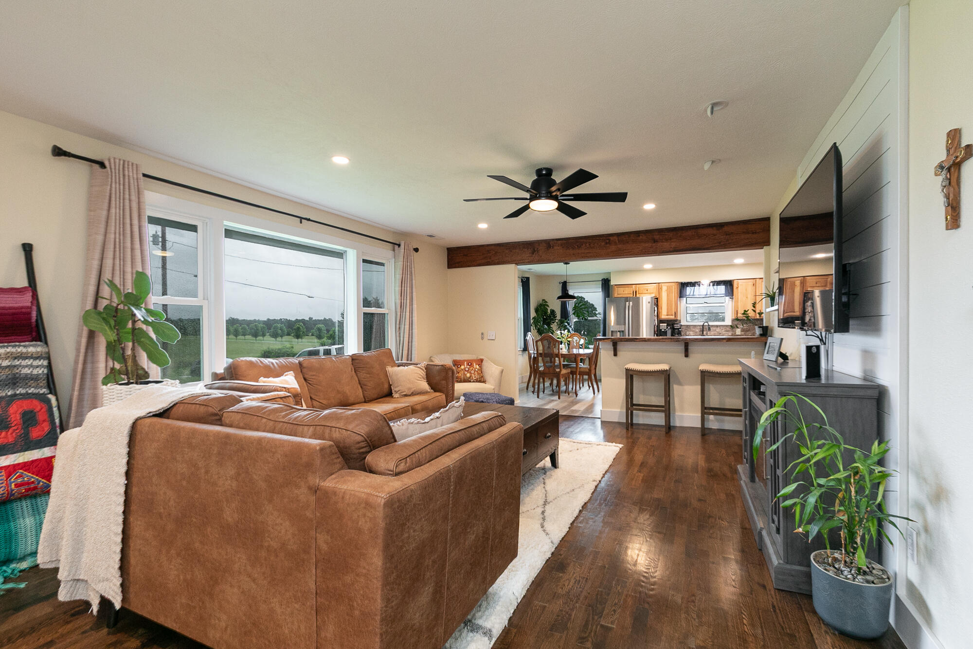 3809 Spring Hill Road Property Photo 5