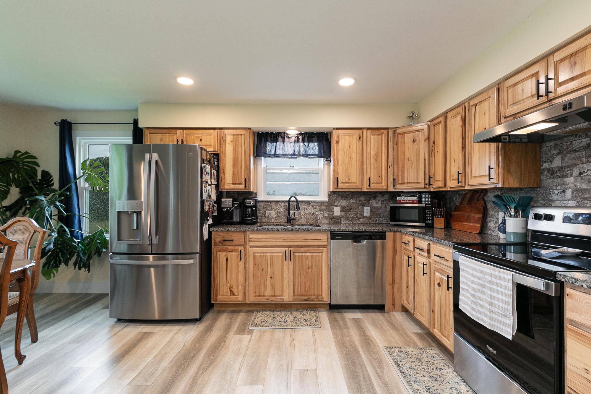 3809 Spring Hill Road Property Photo 9