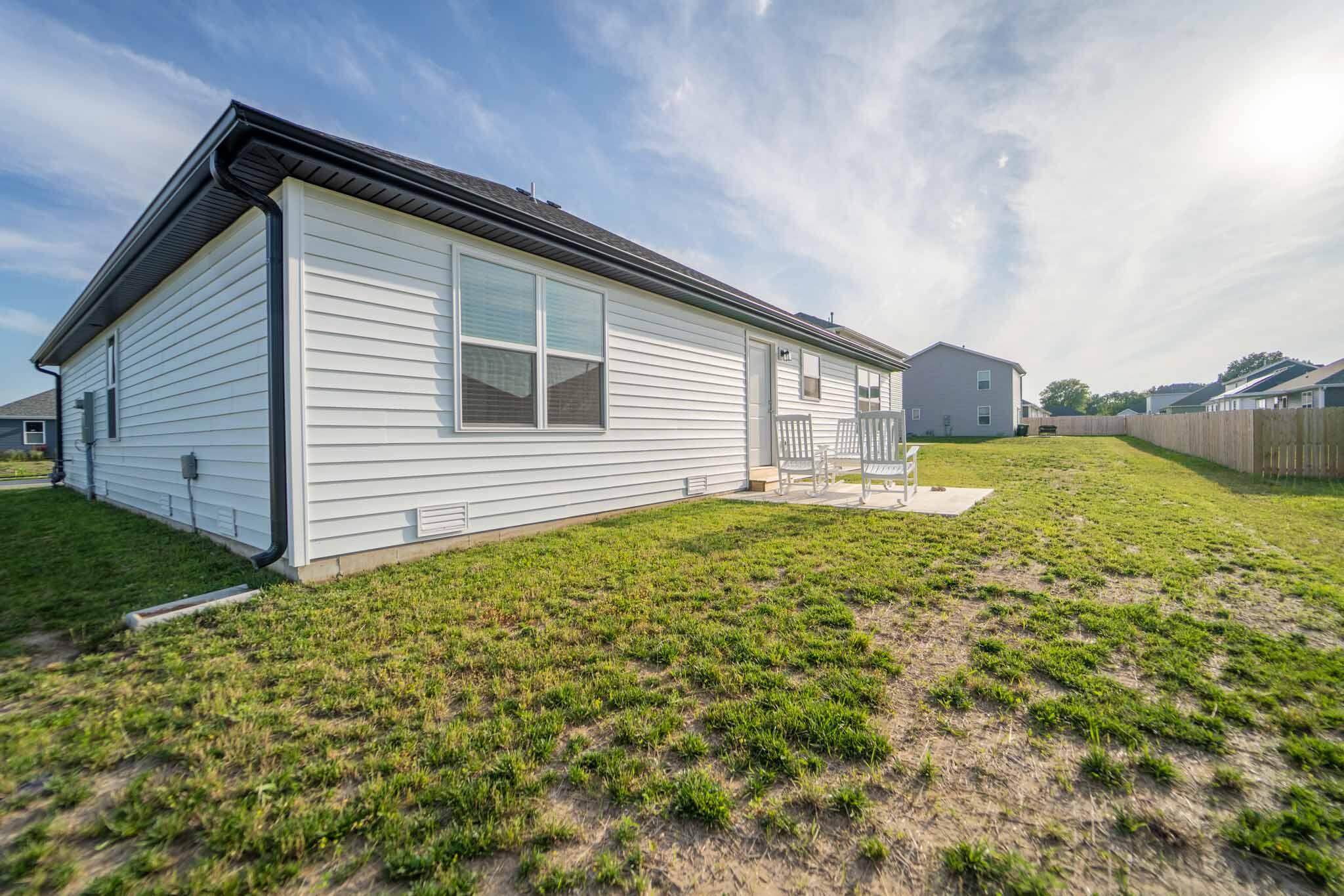 2485 East Spaniel Street Property Photo 5