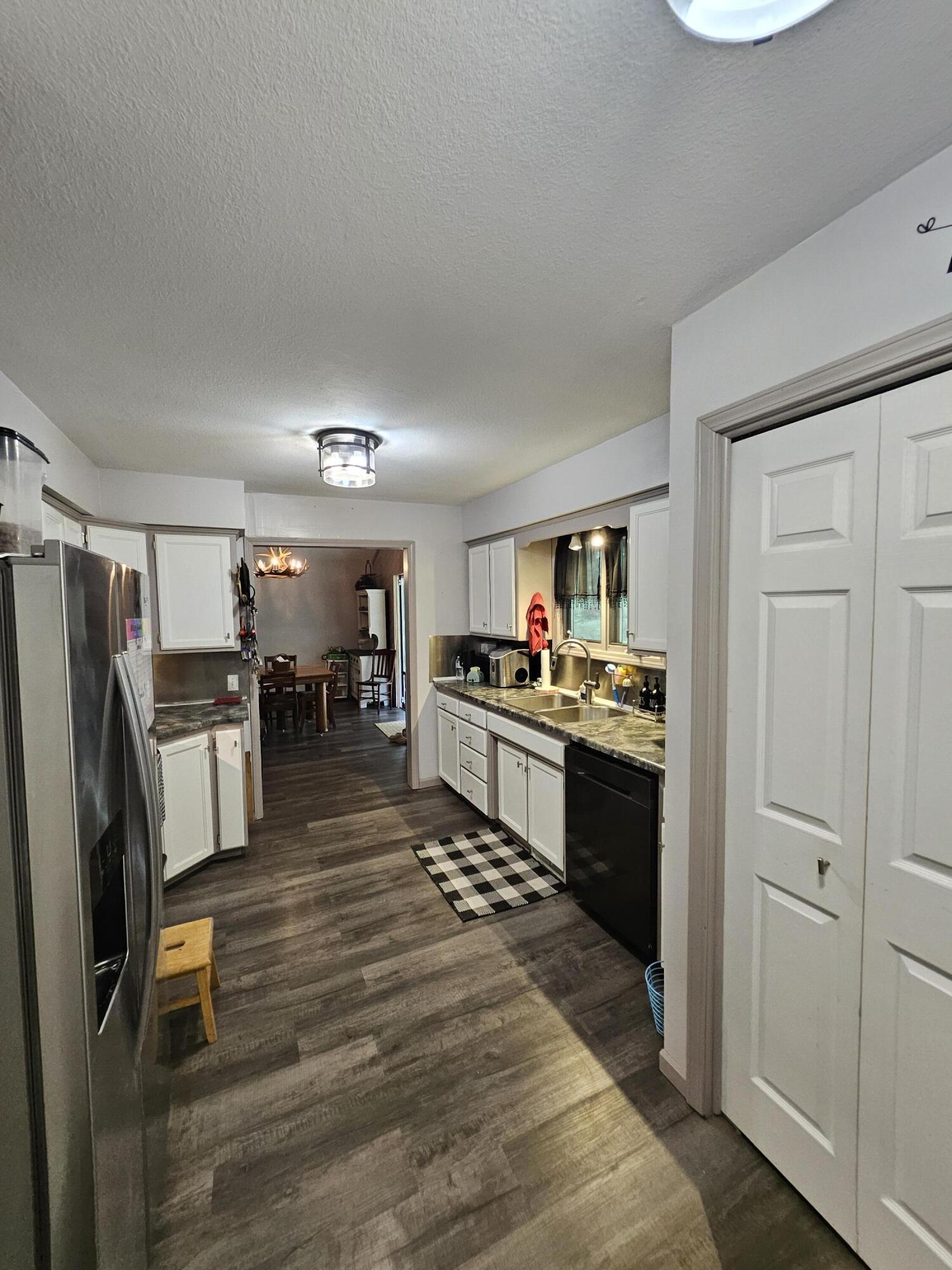 5358 Lawrence 2220 Property Photo 13