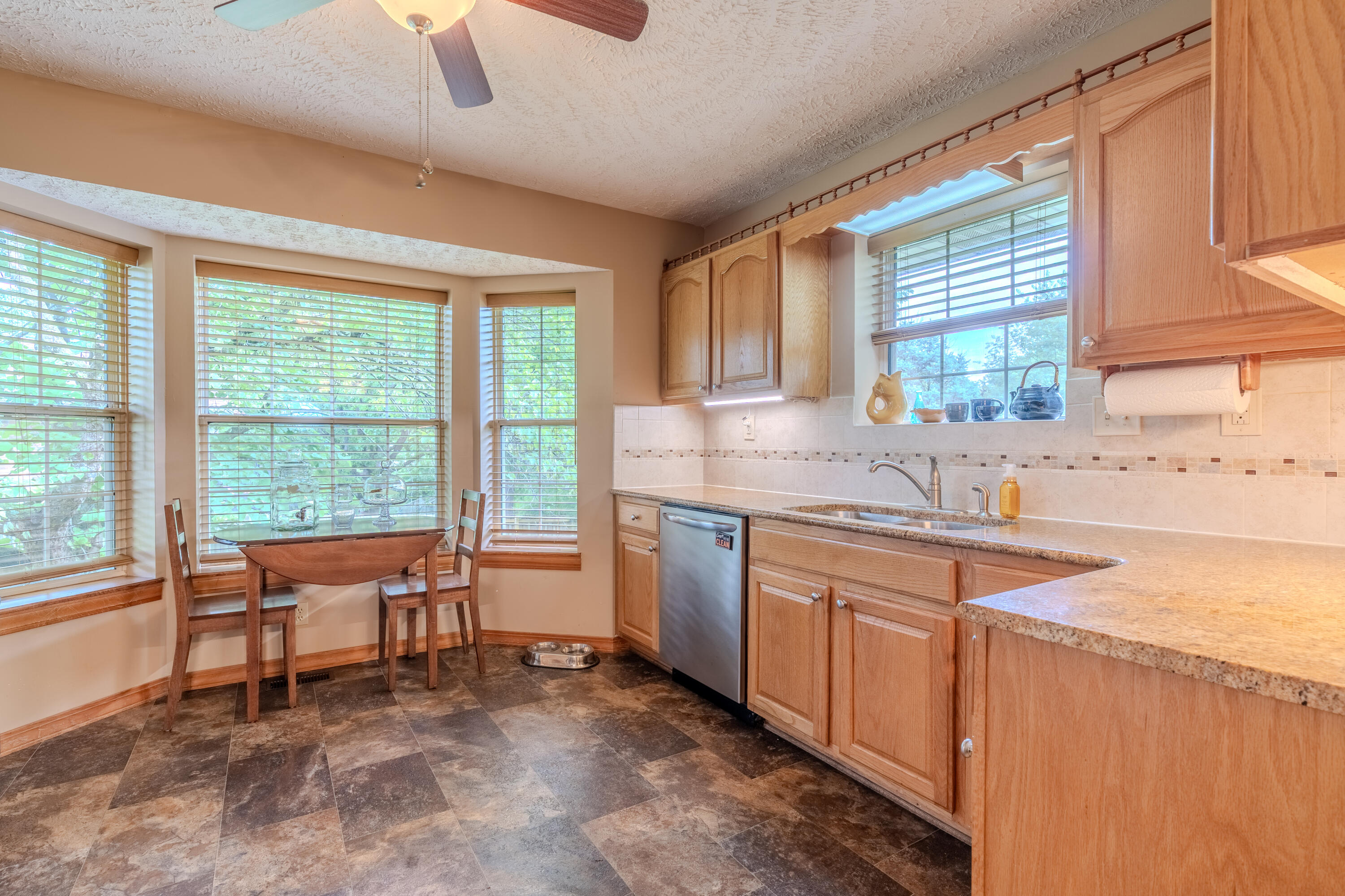 252 North Hightower Avenue Property Photo 8