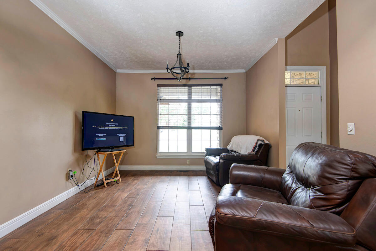 1108 North 18th Avenue Property Photo 7