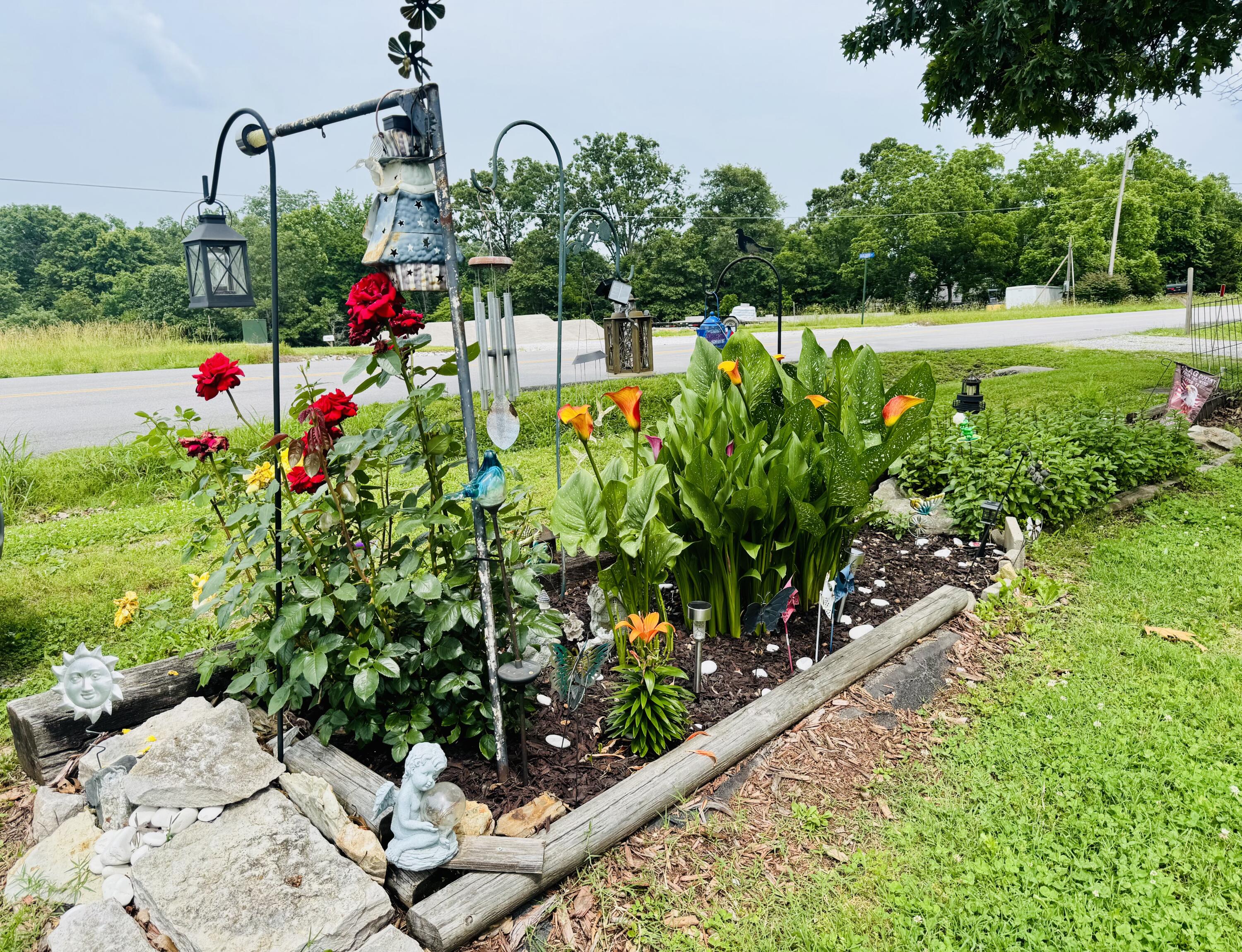 707 Highway F Property Photo 4