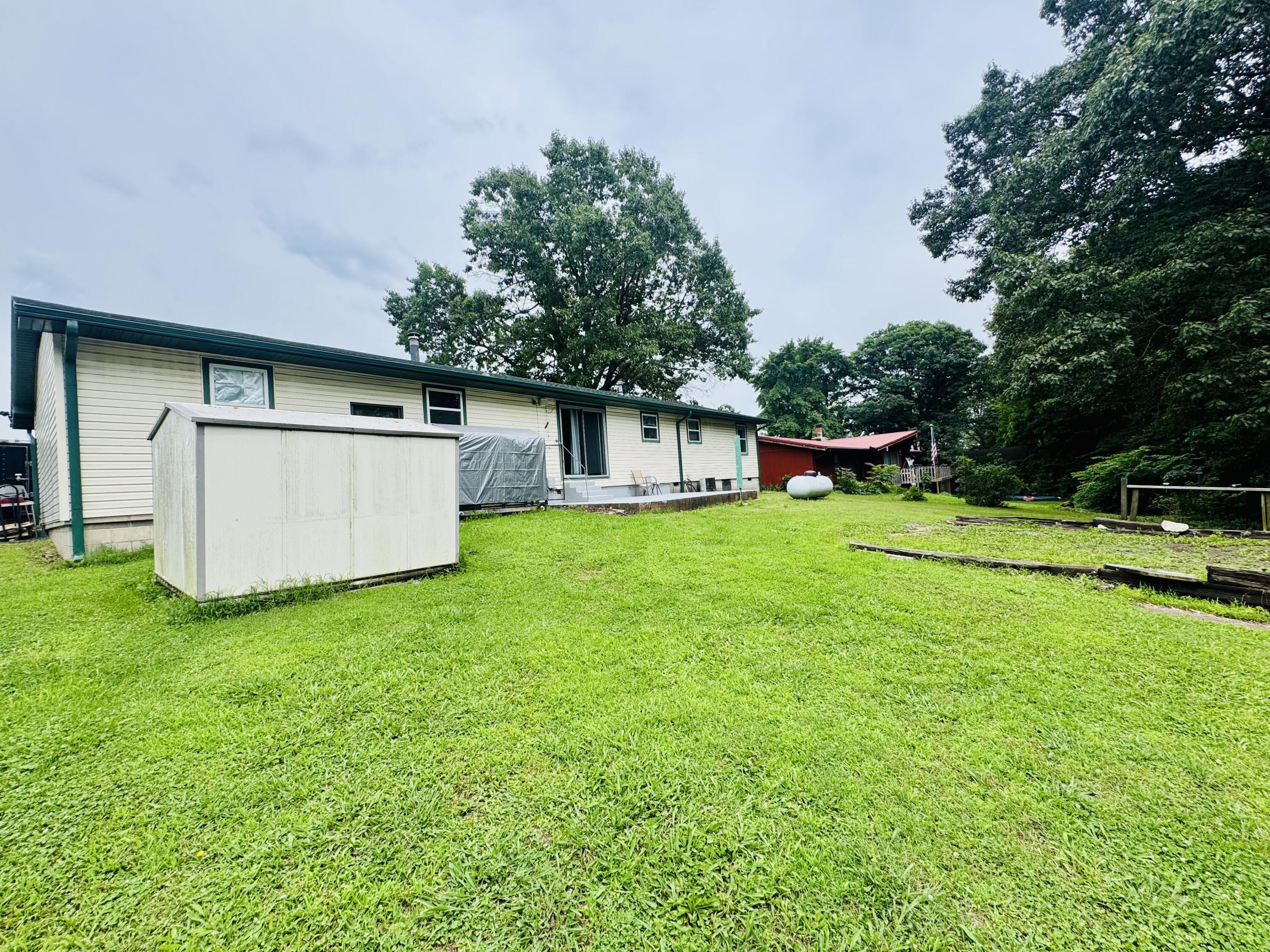 707 Highway F Property Photo 8