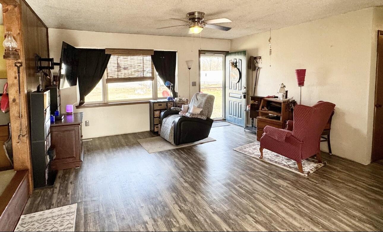707 Highway F Property Photo 12