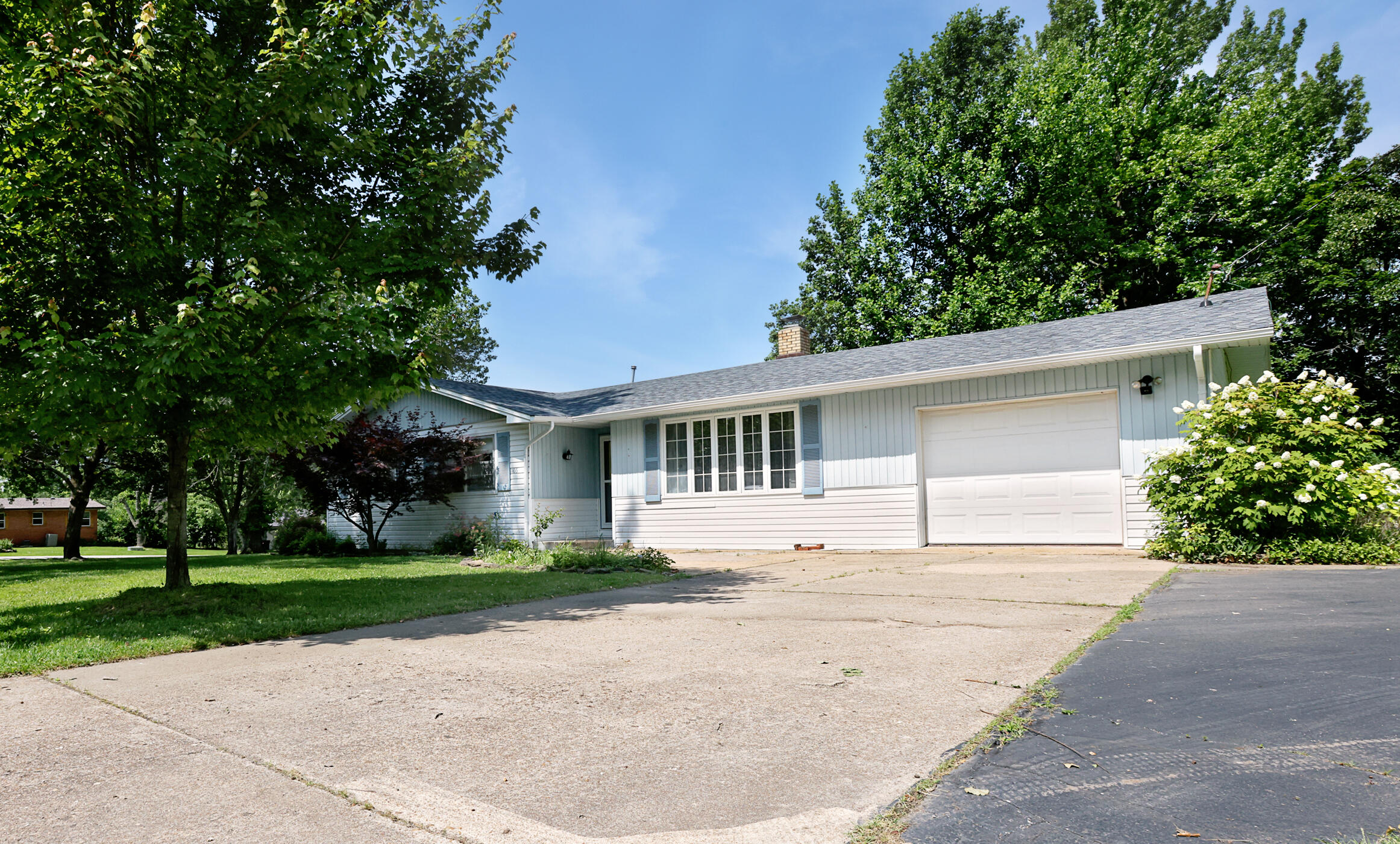 1105 North Pine Street Property Photo 4