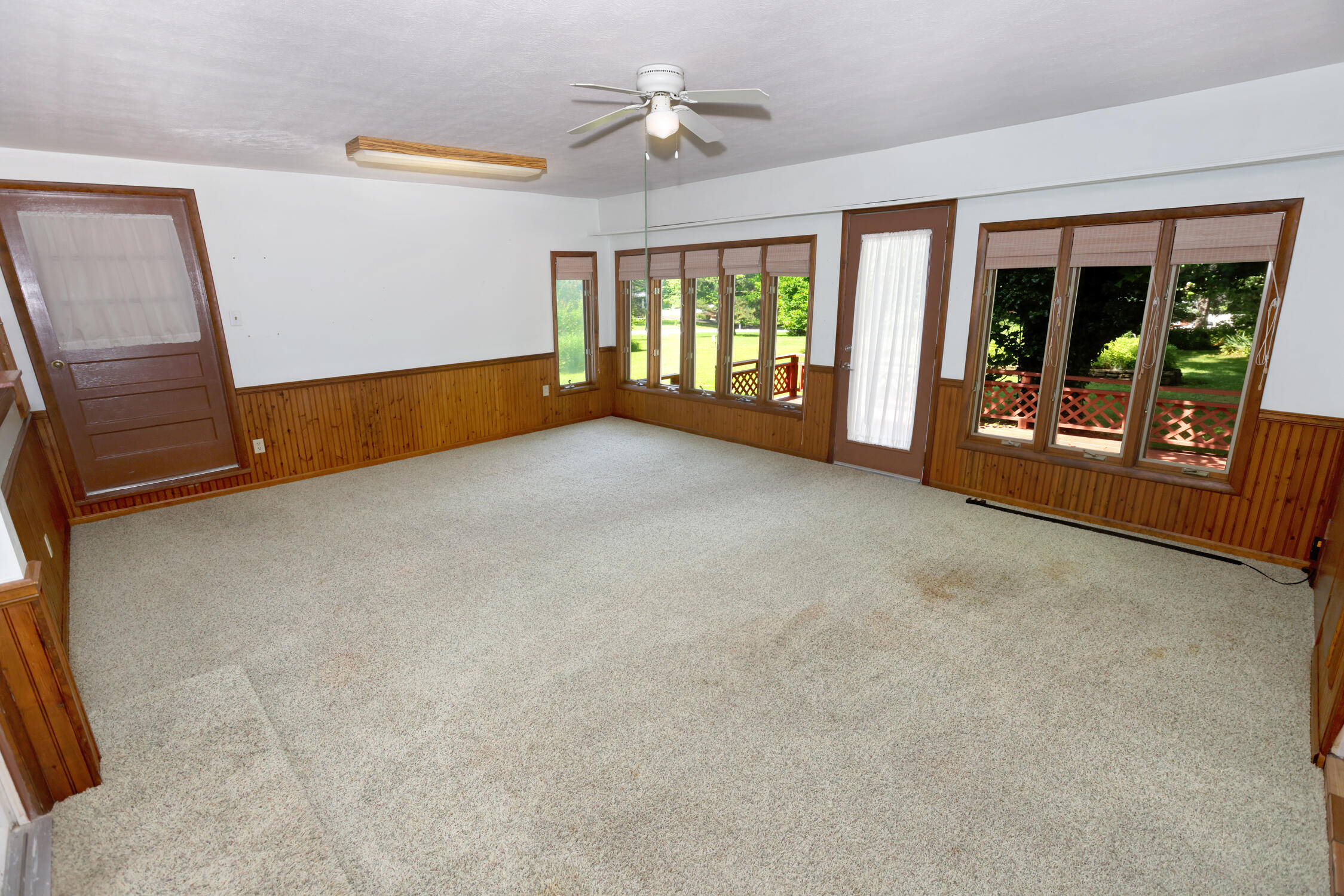 1105 North Pine Street Property Photo 11