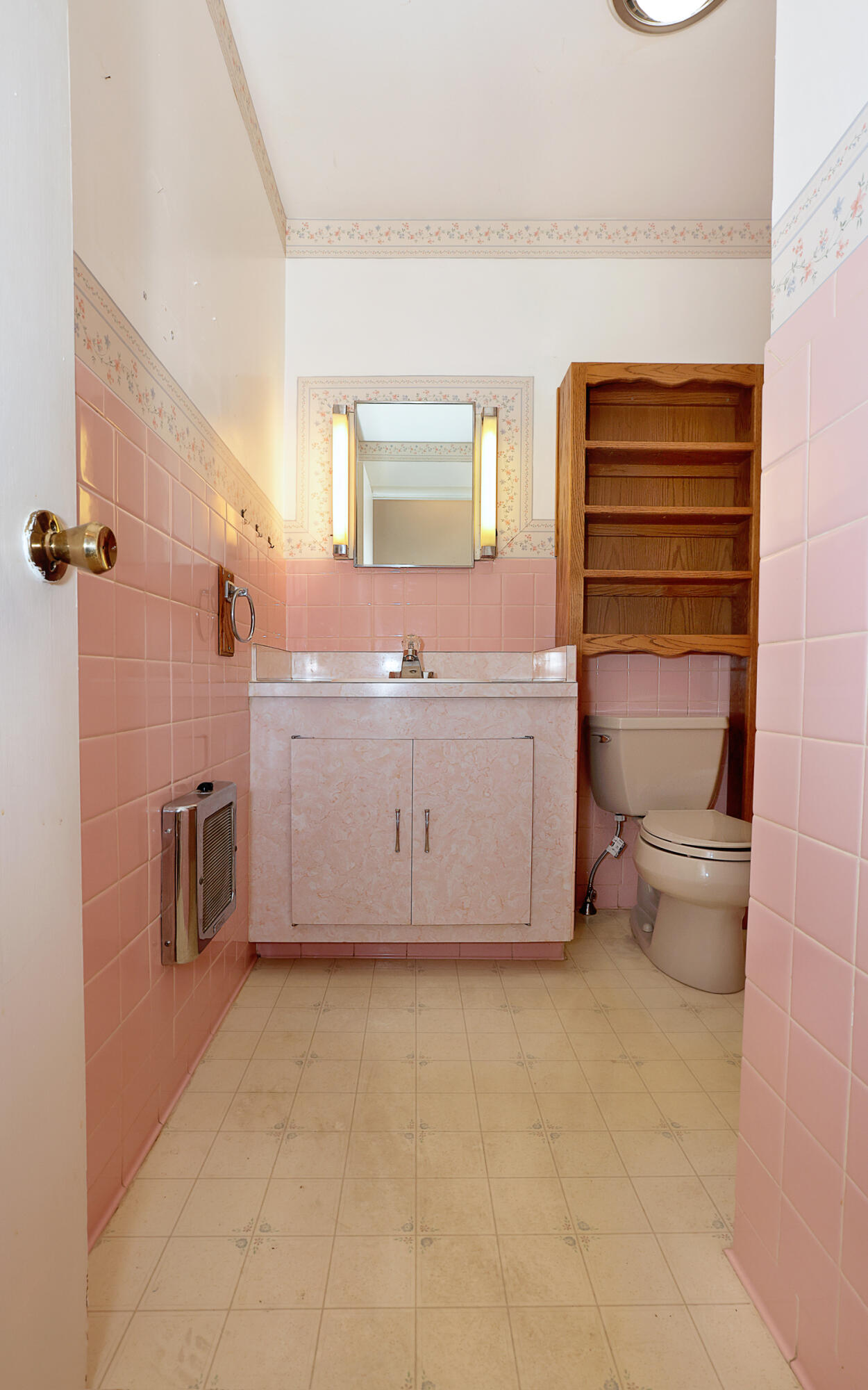 1105 North Pine Street Property Photo 14