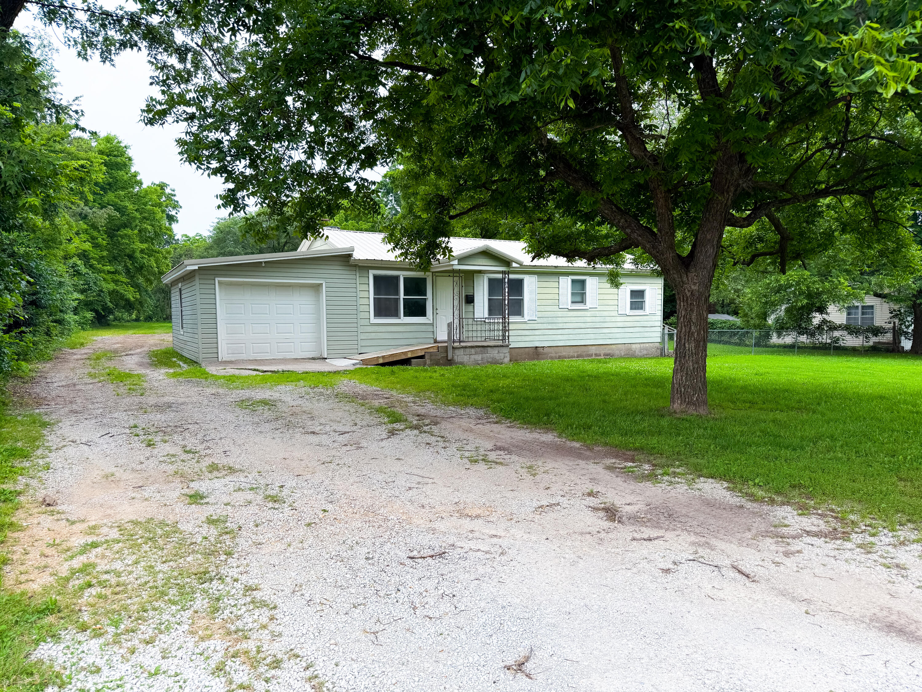 19 North Hwy 39 Property Photo 1