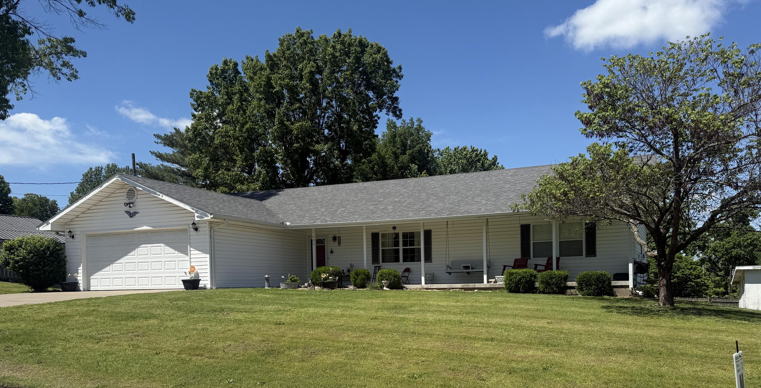 506 East Glenview Street Property Photo 1
