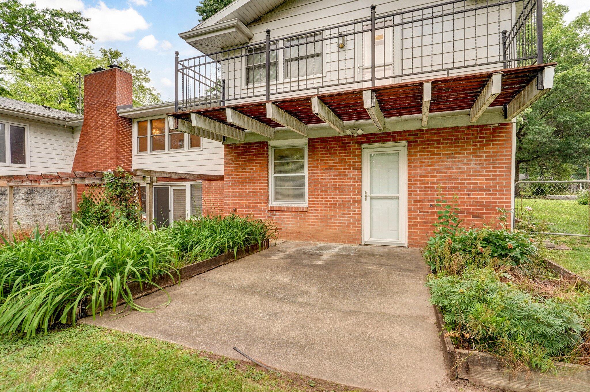 2230 East Barataria Street Property Photo 42