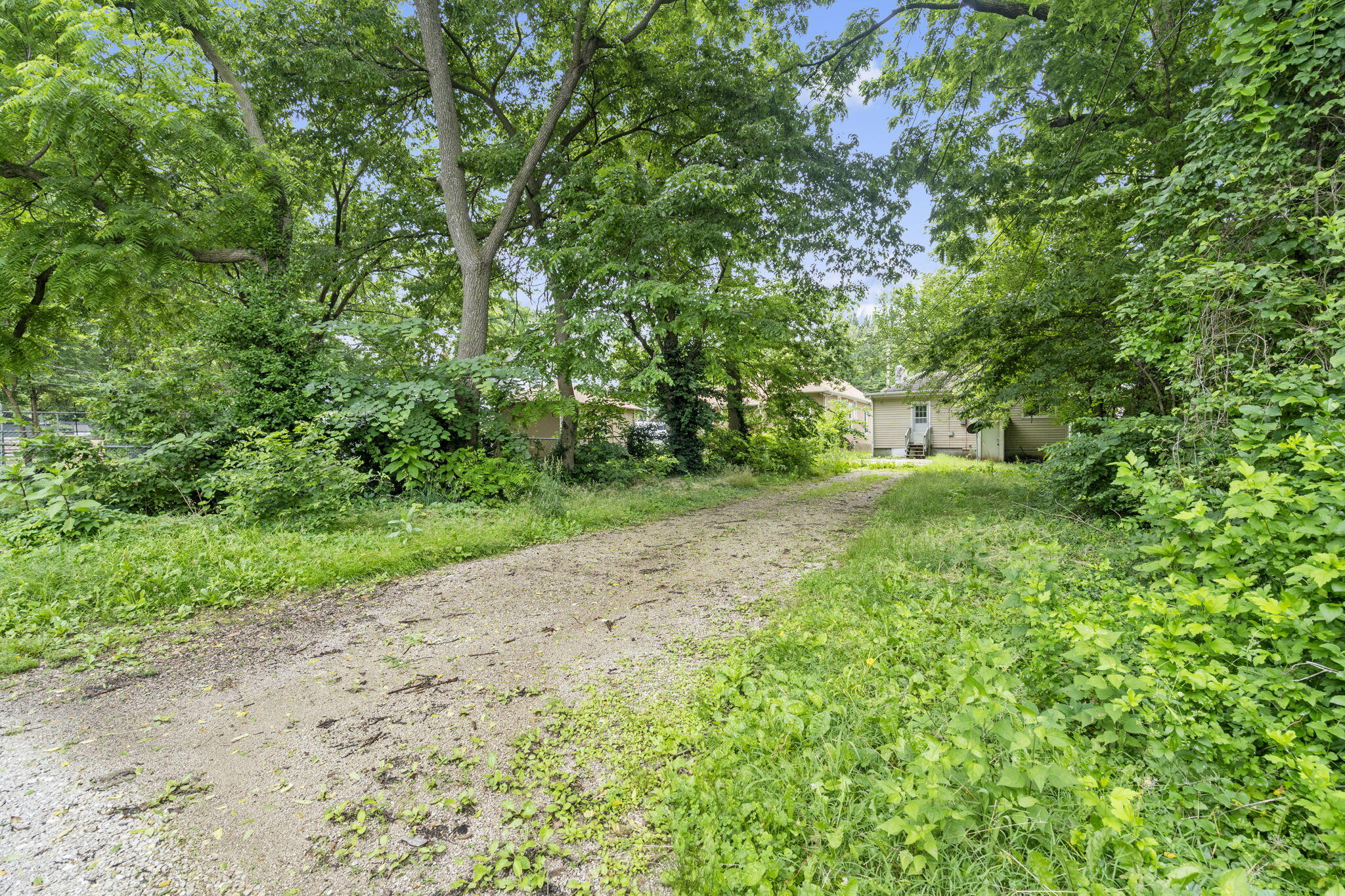 825 West Nichols Street Property Photo 25