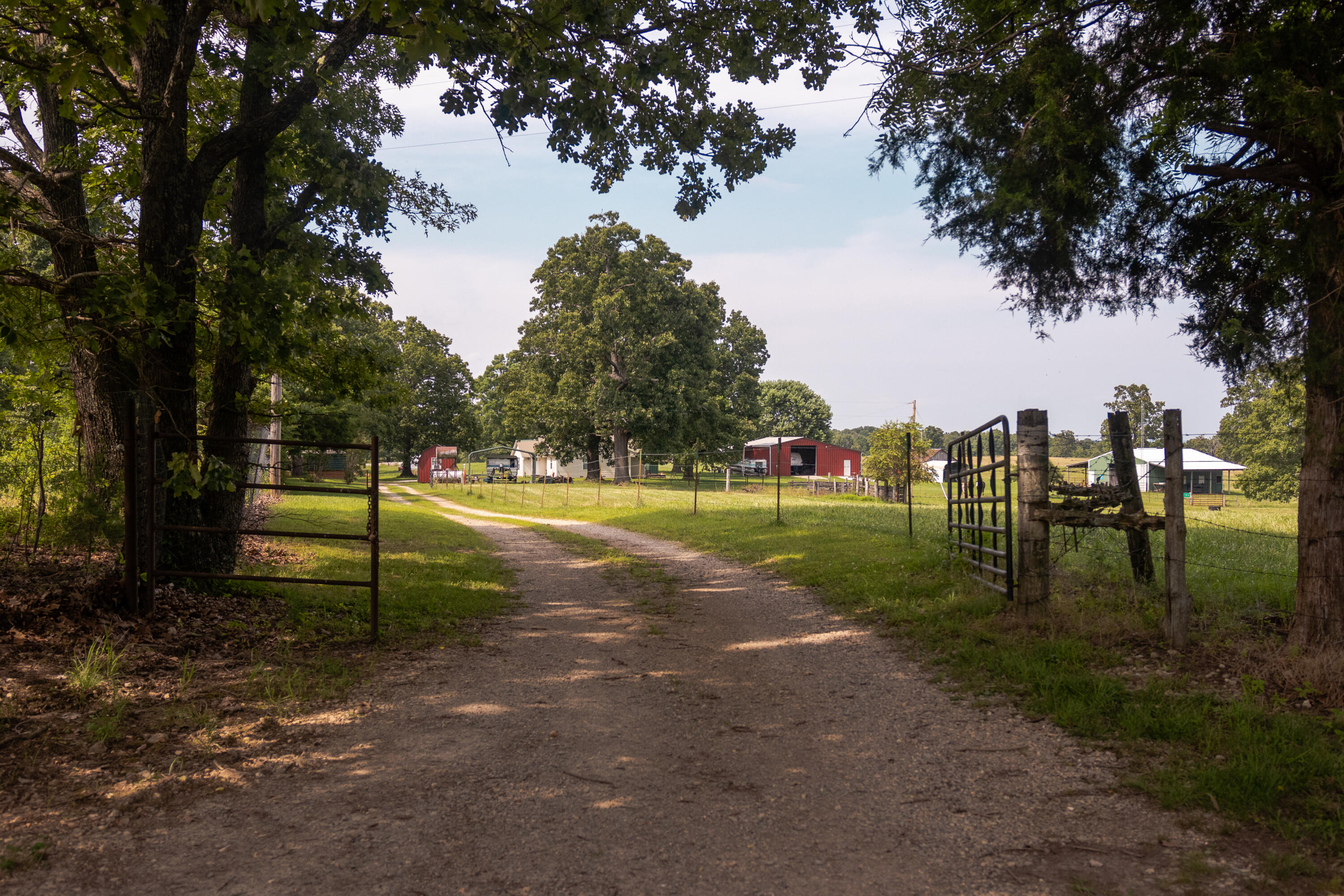 1576 County Road 221 Property Photo 1