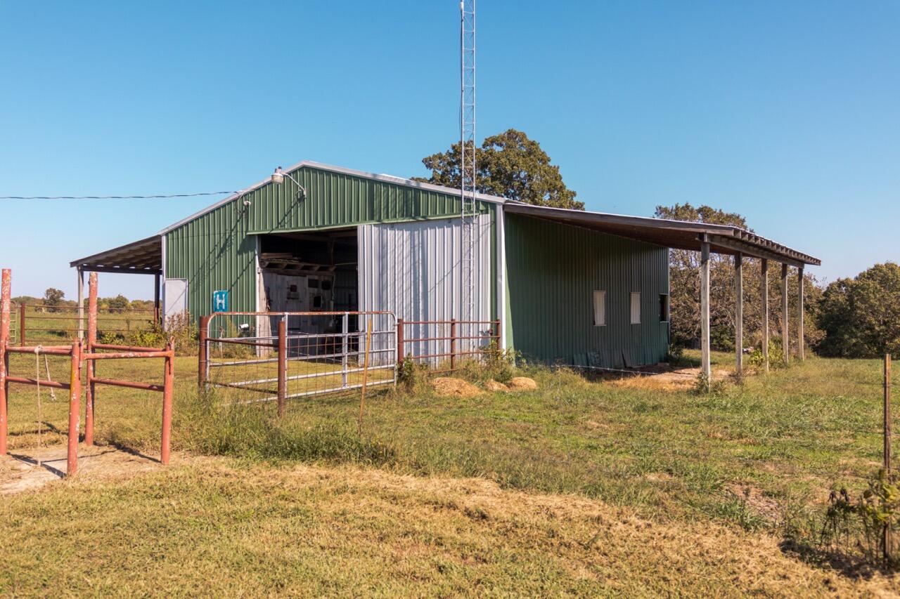 1576 County Road 221 Property Photo 42