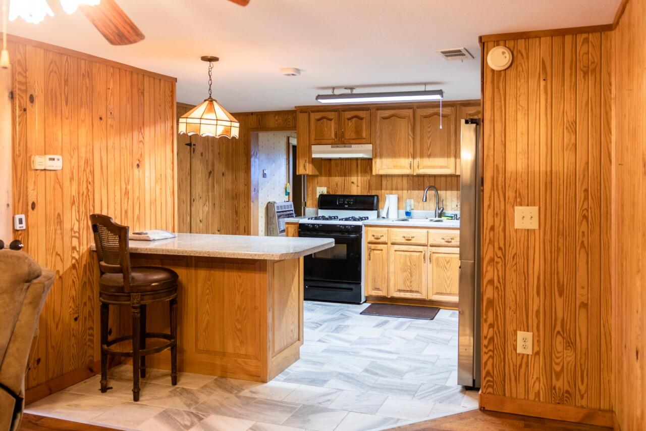 1576 County Road 221 Property Photo 59