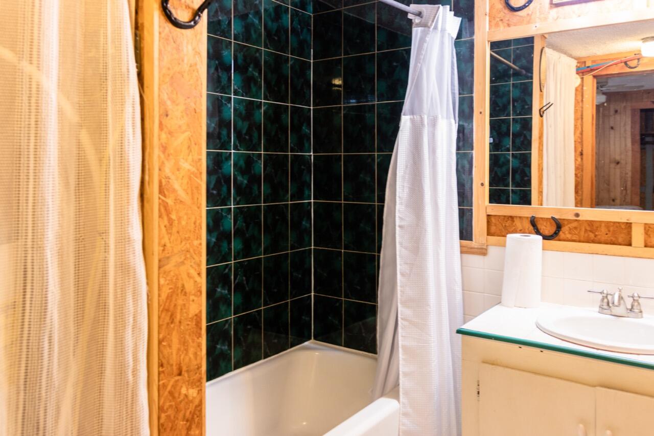 1576 County Road 221 Property Photo 66