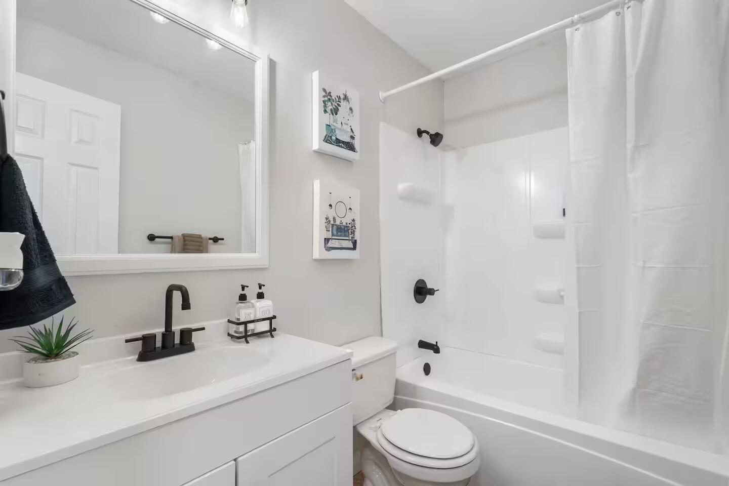 2436 South National Avenue Property Photo 17
