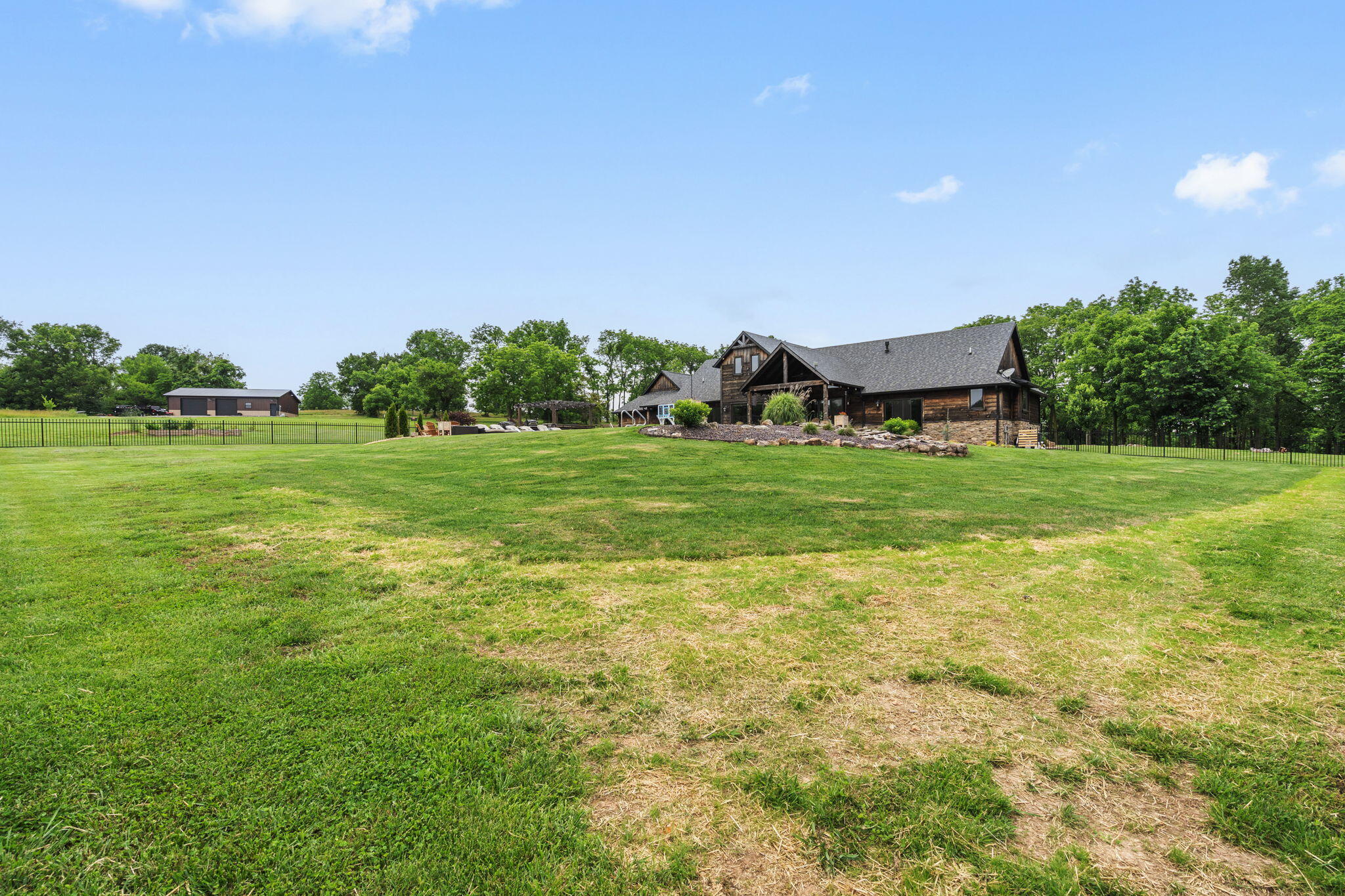 7022 West Farm Road 186 Property Photo 49