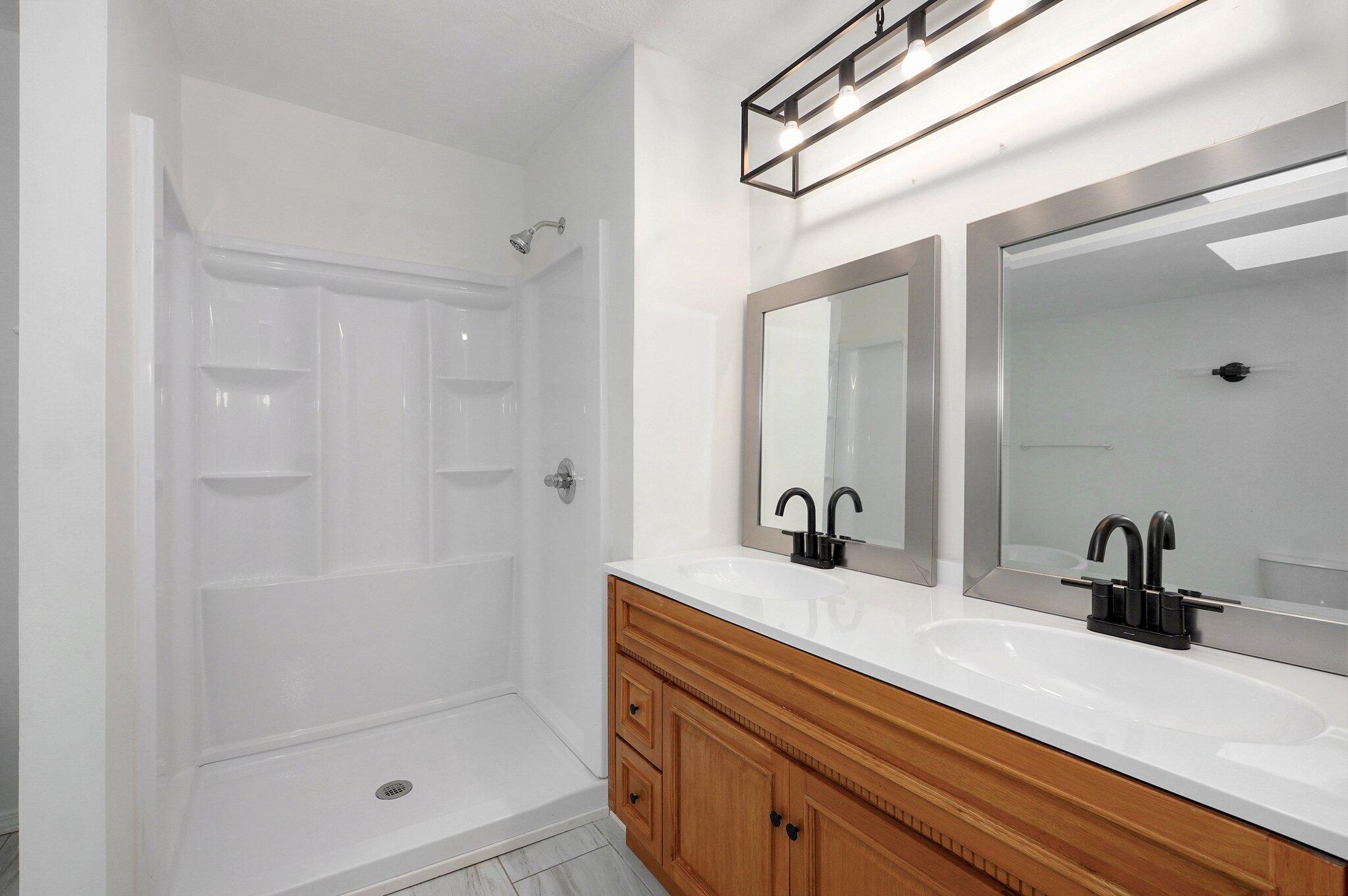 930 West Sunset Street Property Photo 15