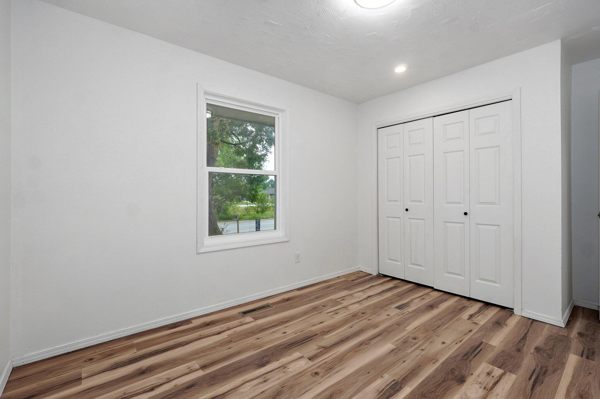 930 West Sunset Street Property Photo 19
