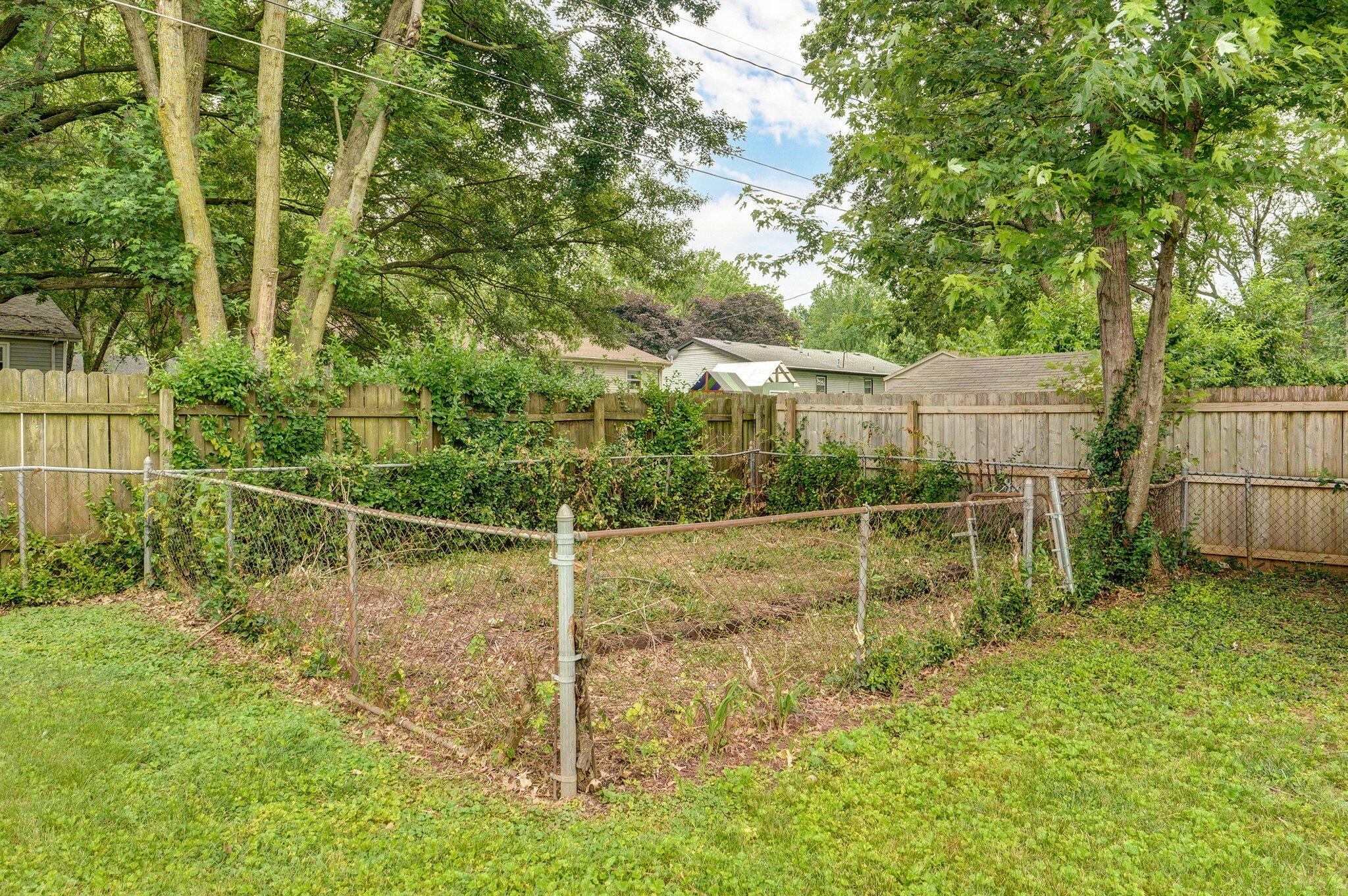 930 West Sunset Street Property Photo 26