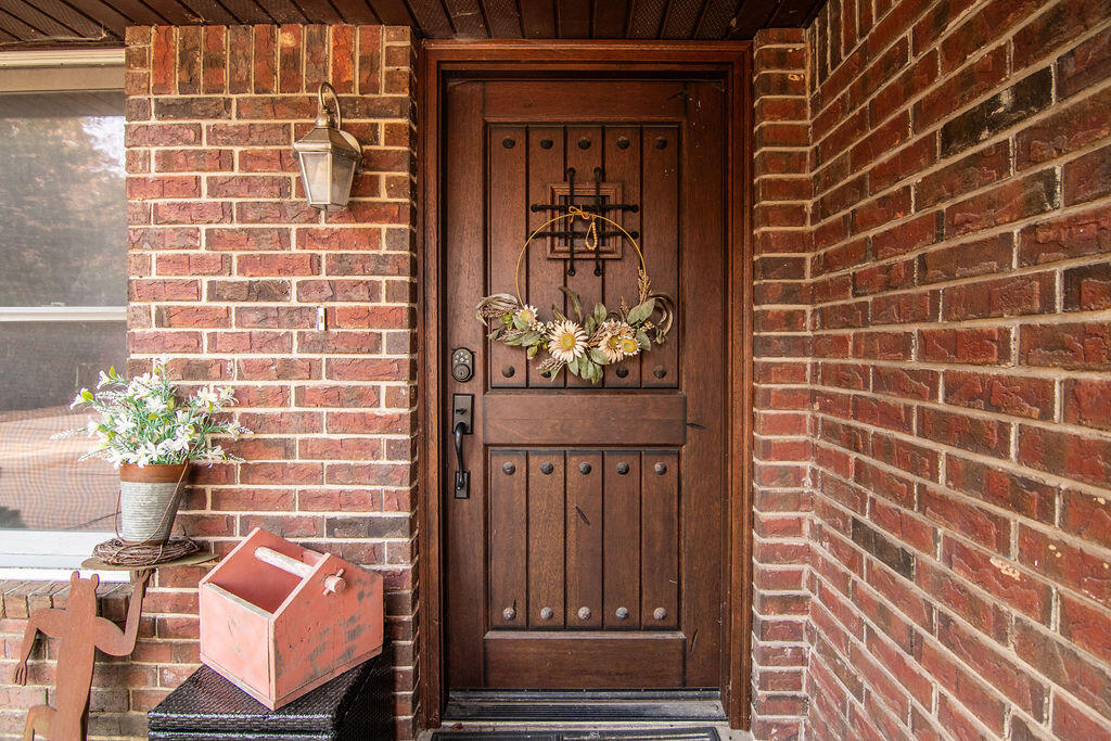 147 River Bluff Drive Property Photo 4