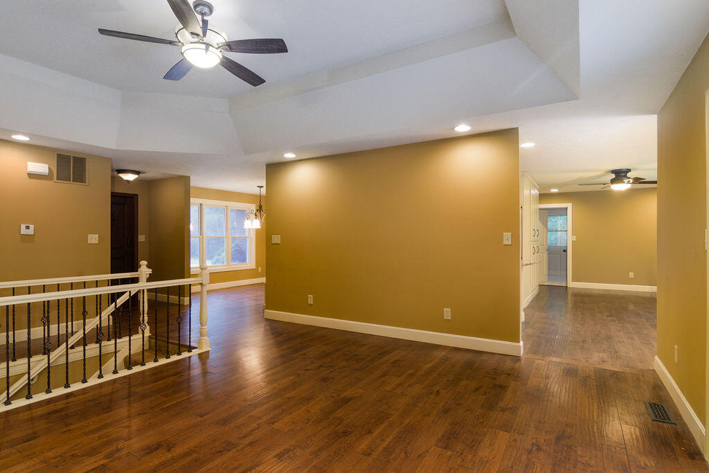 147 River Bluff Drive Property Photo 7