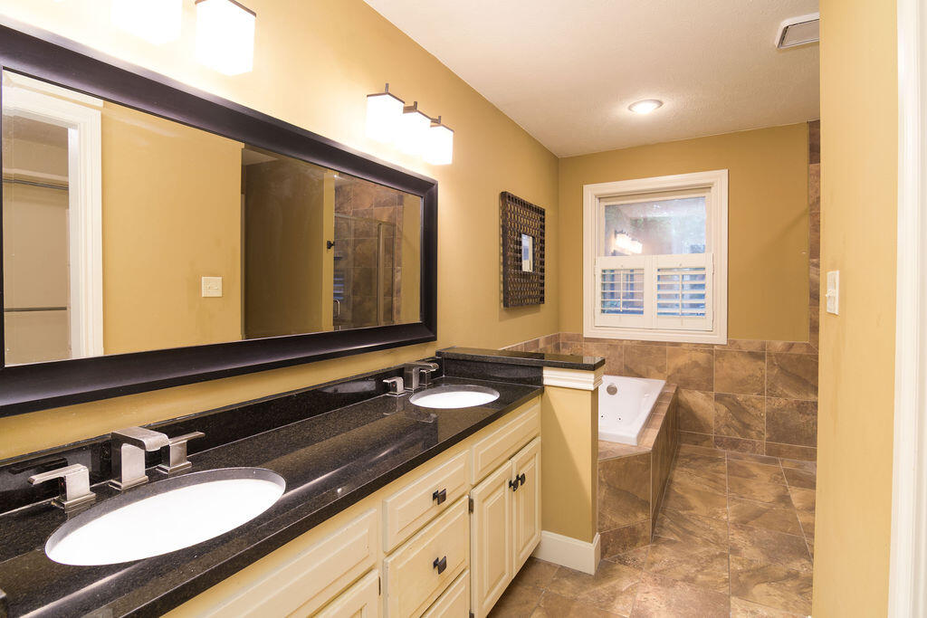 147 River Bluff Drive Property Photo 19