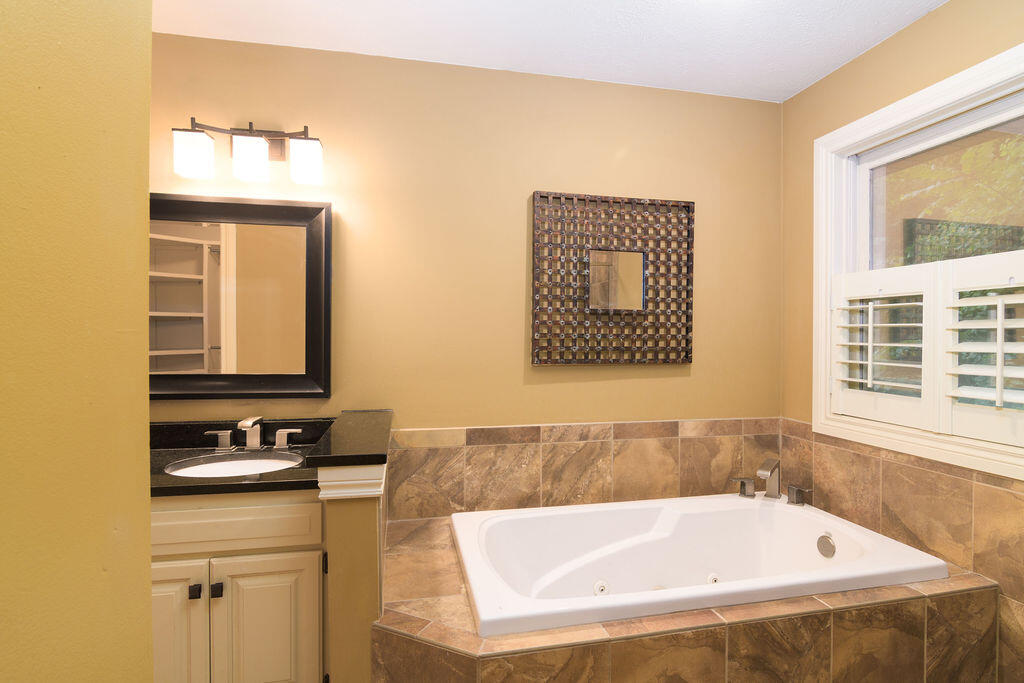 147 River Bluff Drive Property Photo 21