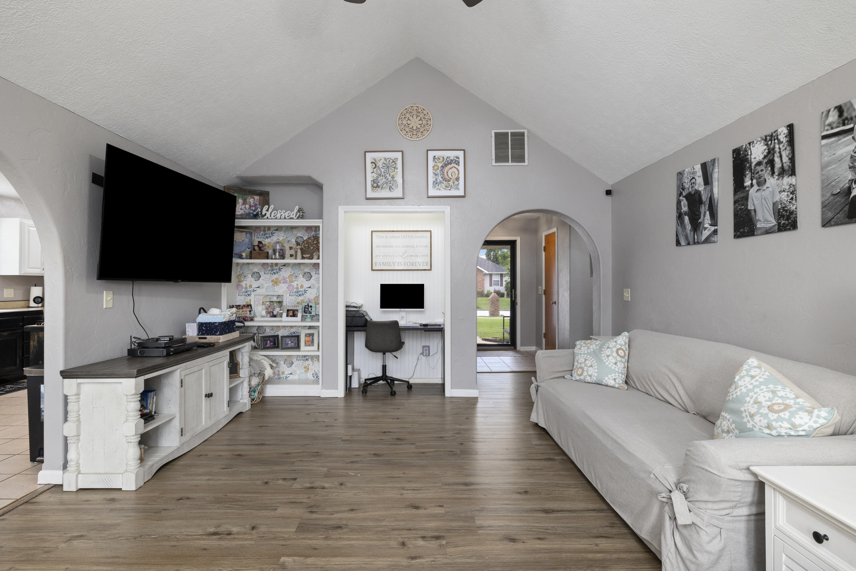1355 West Stone House Road Property Photo 4