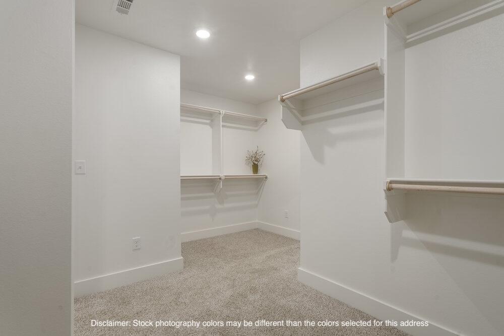 908 Silver Oaks Drive Property Photo 29