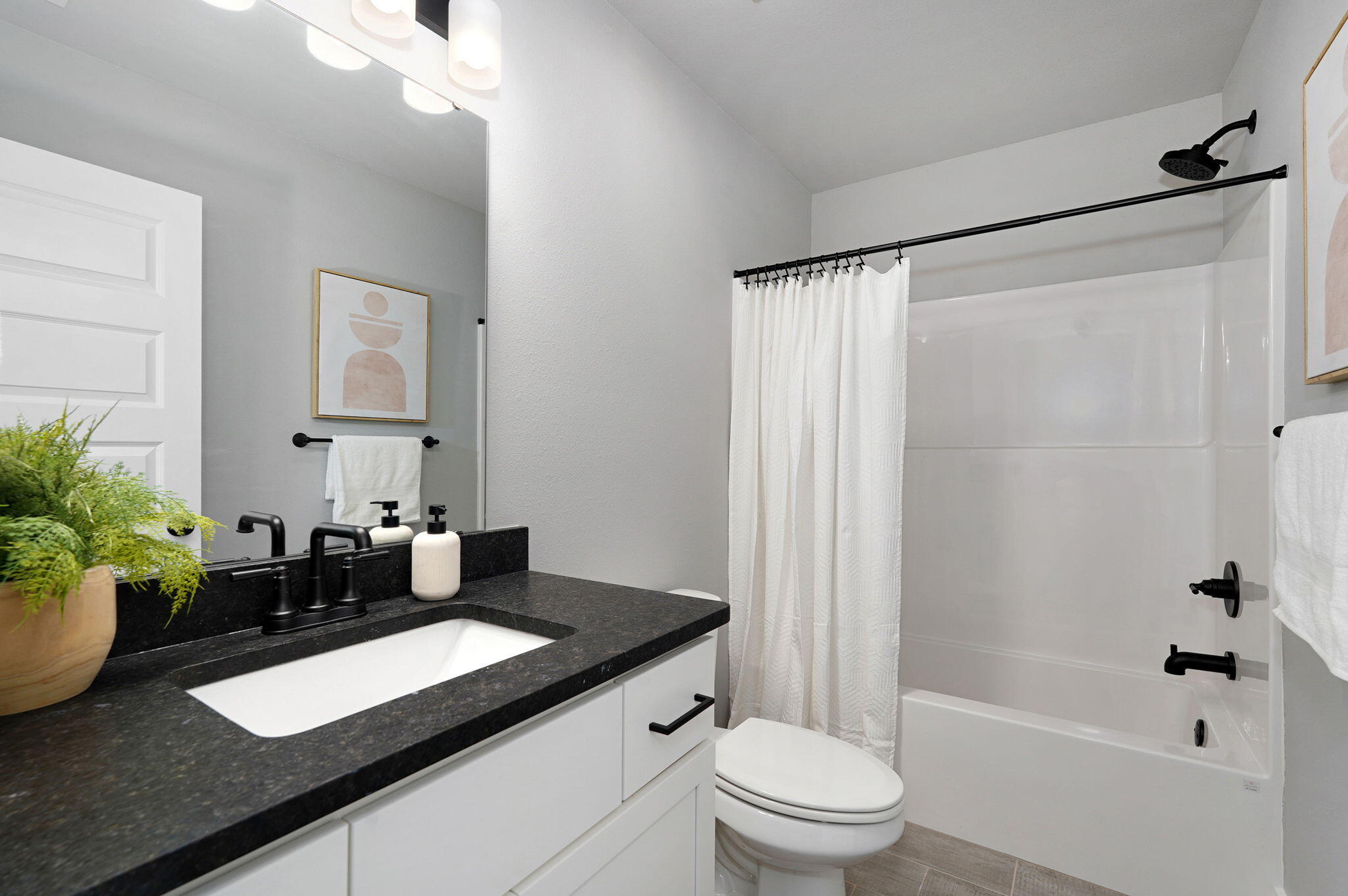 5205 South Morgan Avenue Property Photo 28