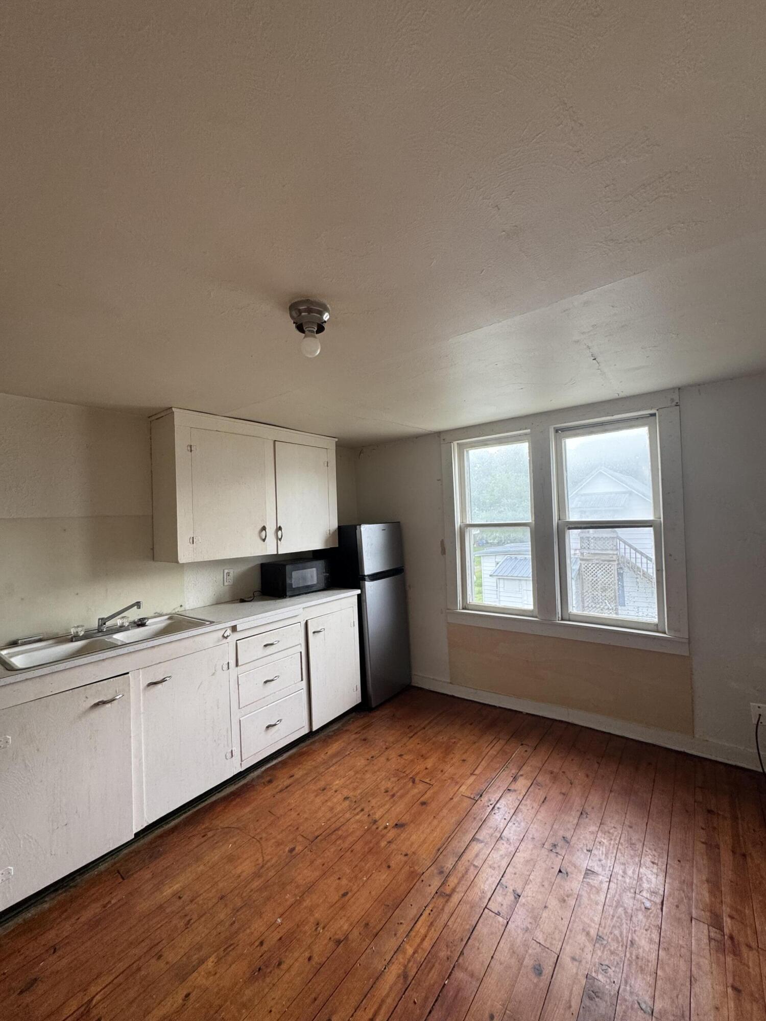 201 West Pennington Avenue Property Photo 9