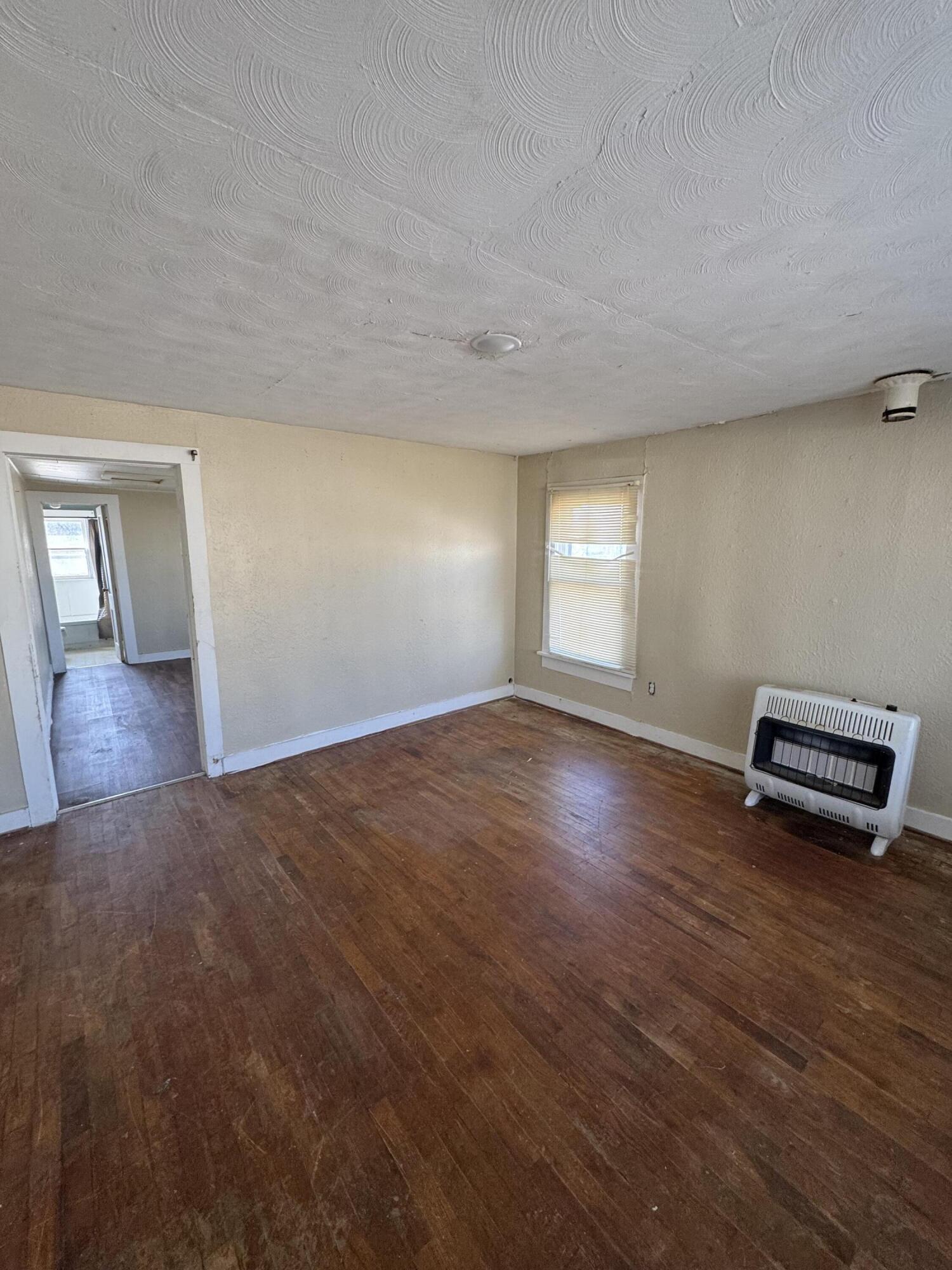 201 West Pennington Avenue Property Photo 11