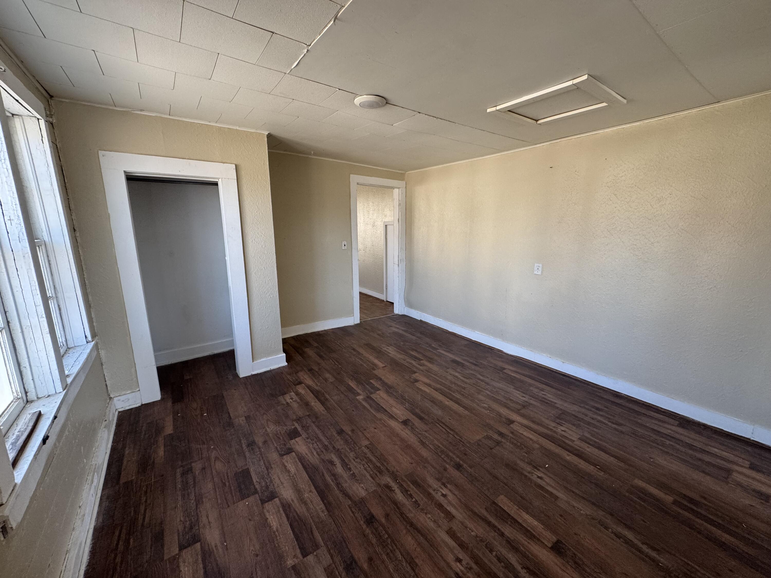 201 West Pennington Avenue Property Photo 16
