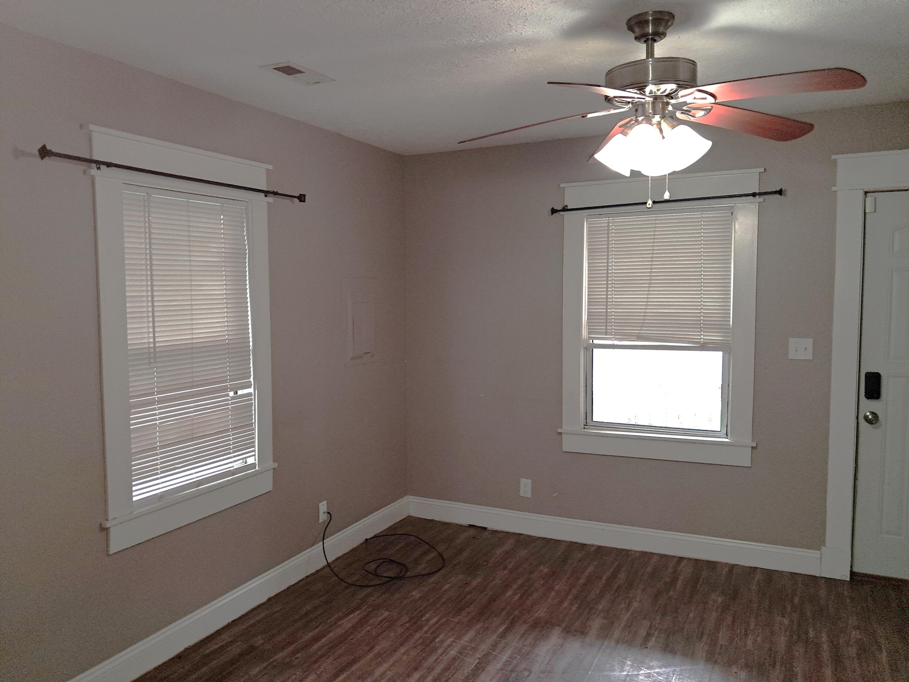 2412 West Olive Street Property Photo 7