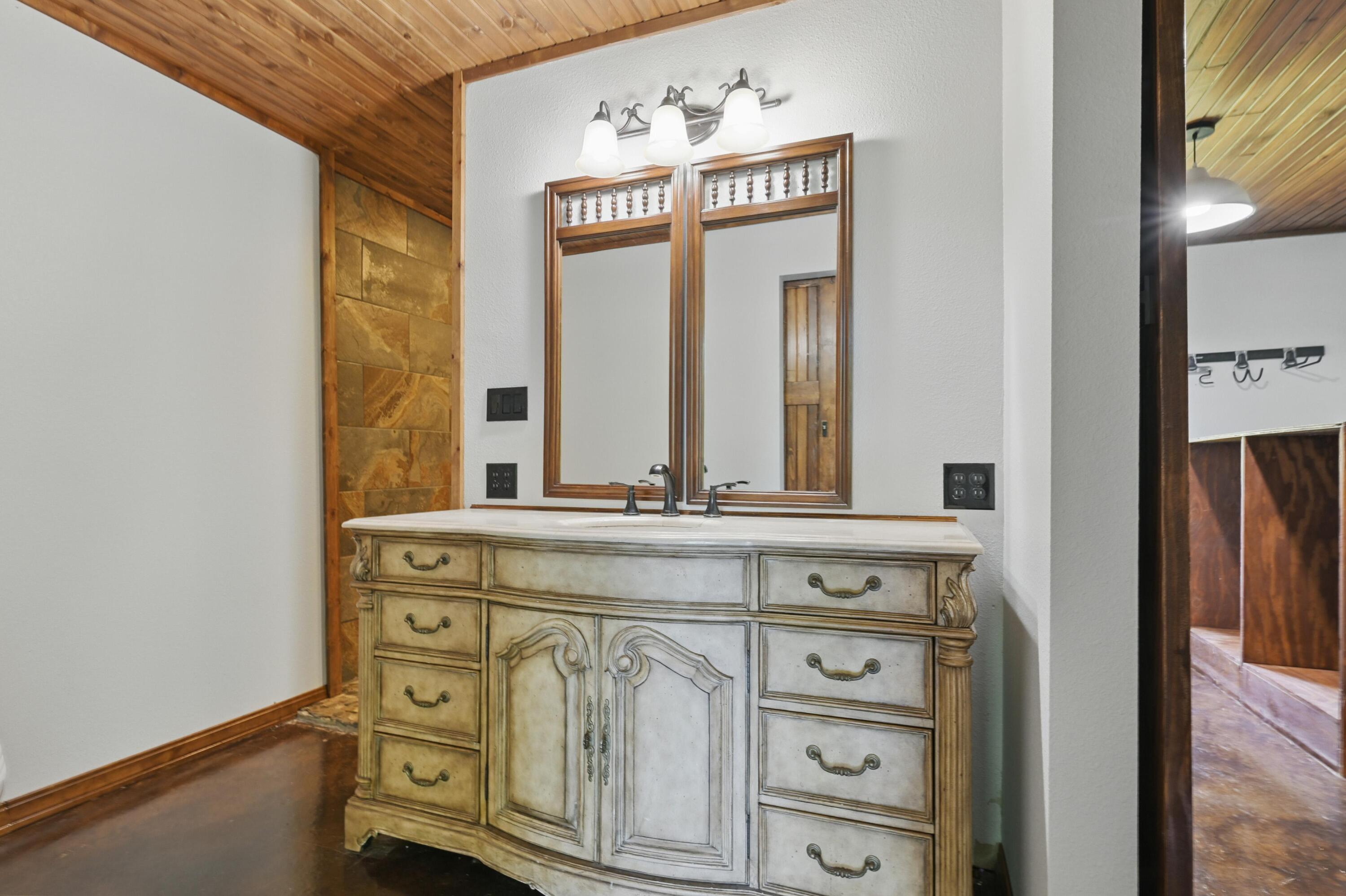 1822 Reinmiller Road Property Photo 41