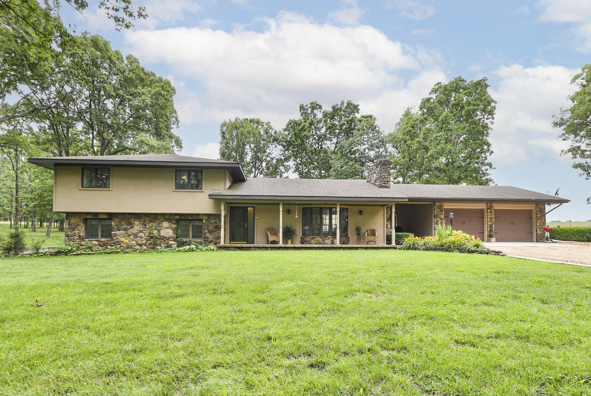 2620 Big Timber Road Property Photo 1