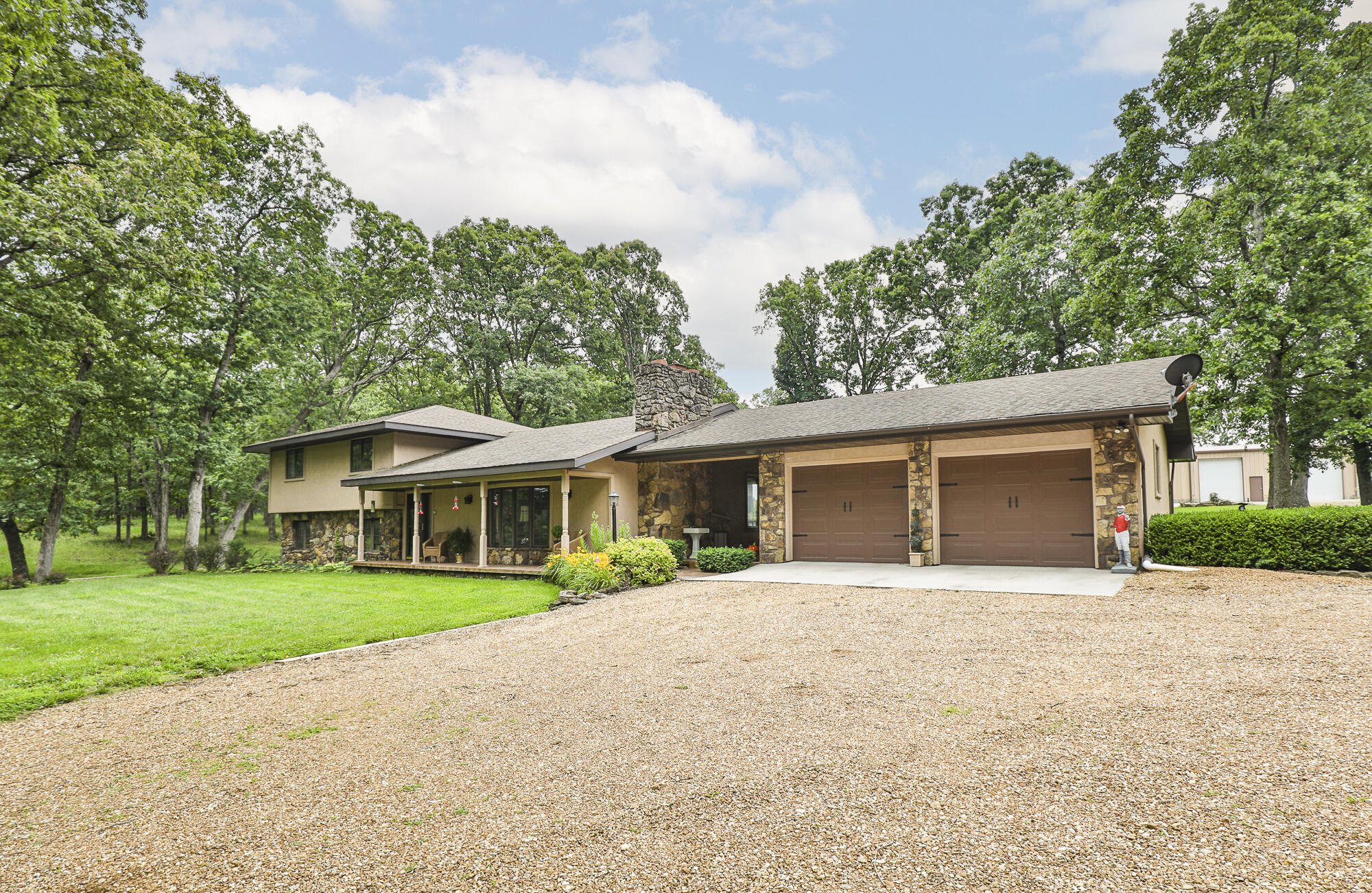 2620 Big Timber Road Property Photo 6