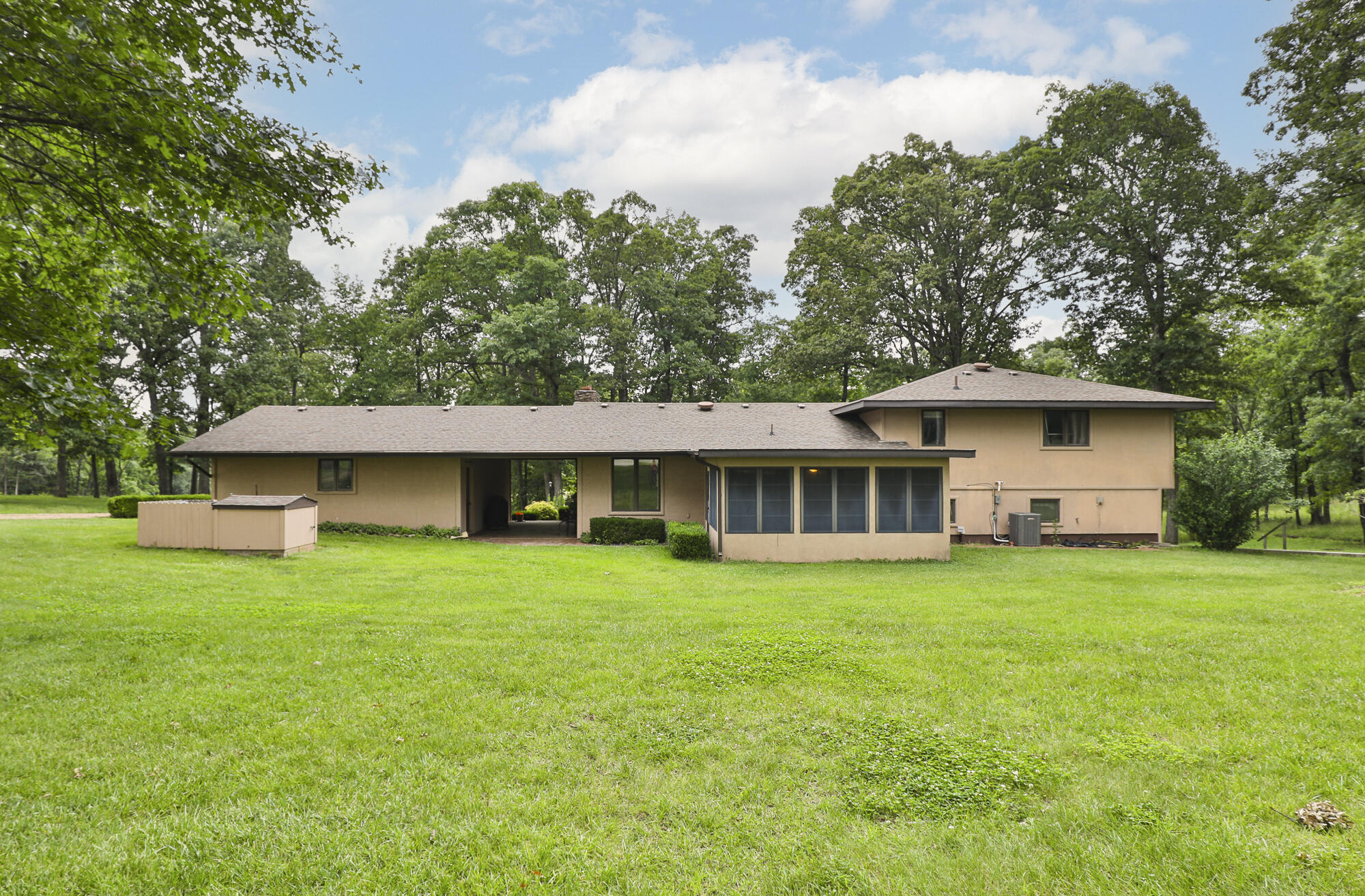 2620 Big Timber Road Property Photo 8