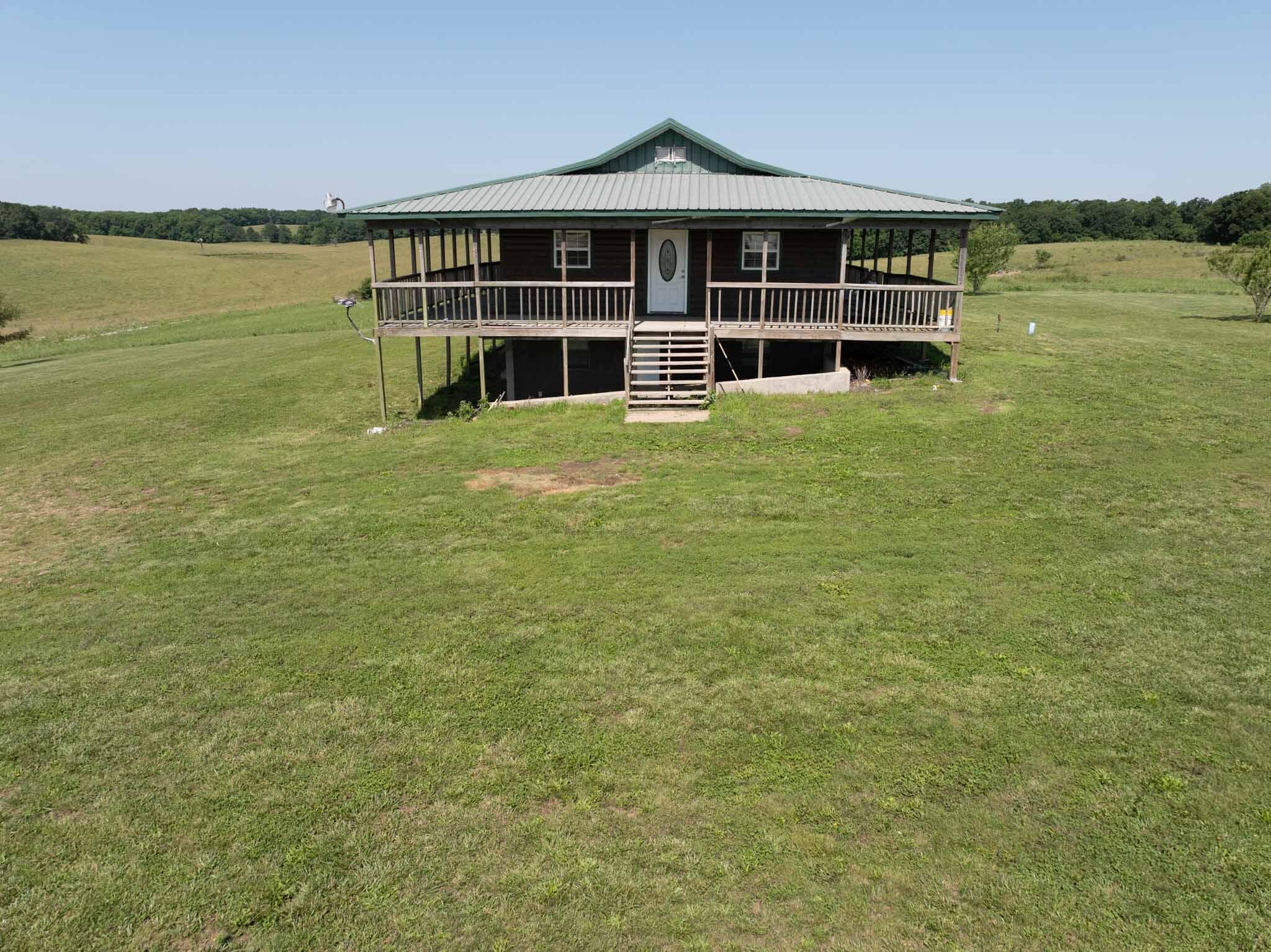 15608 Lawrence 2007 Property Photo 6