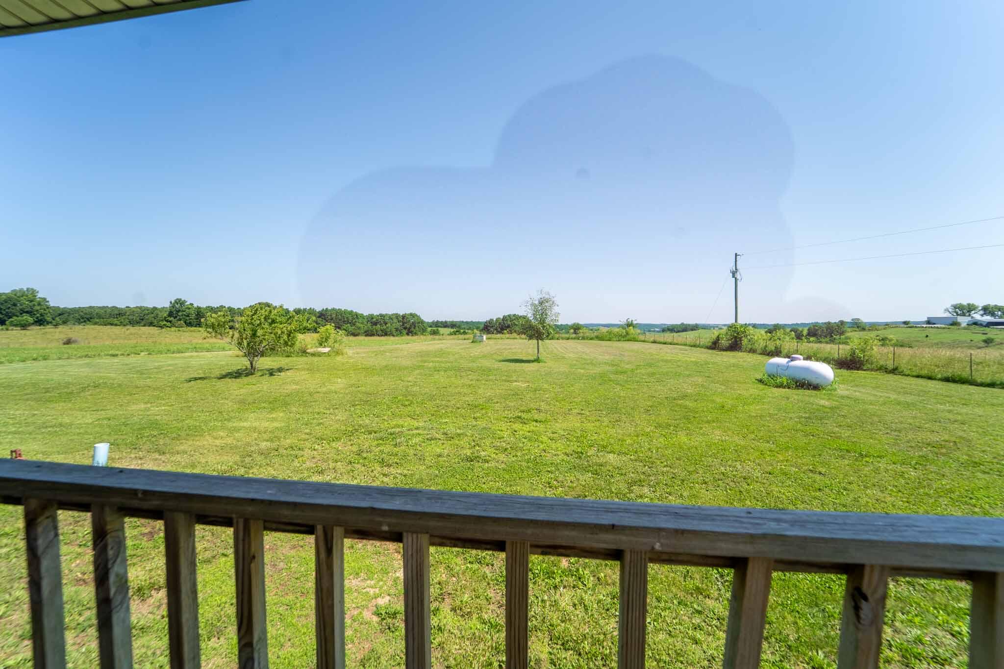 15608 Lawrence 2007 Property Photo 10