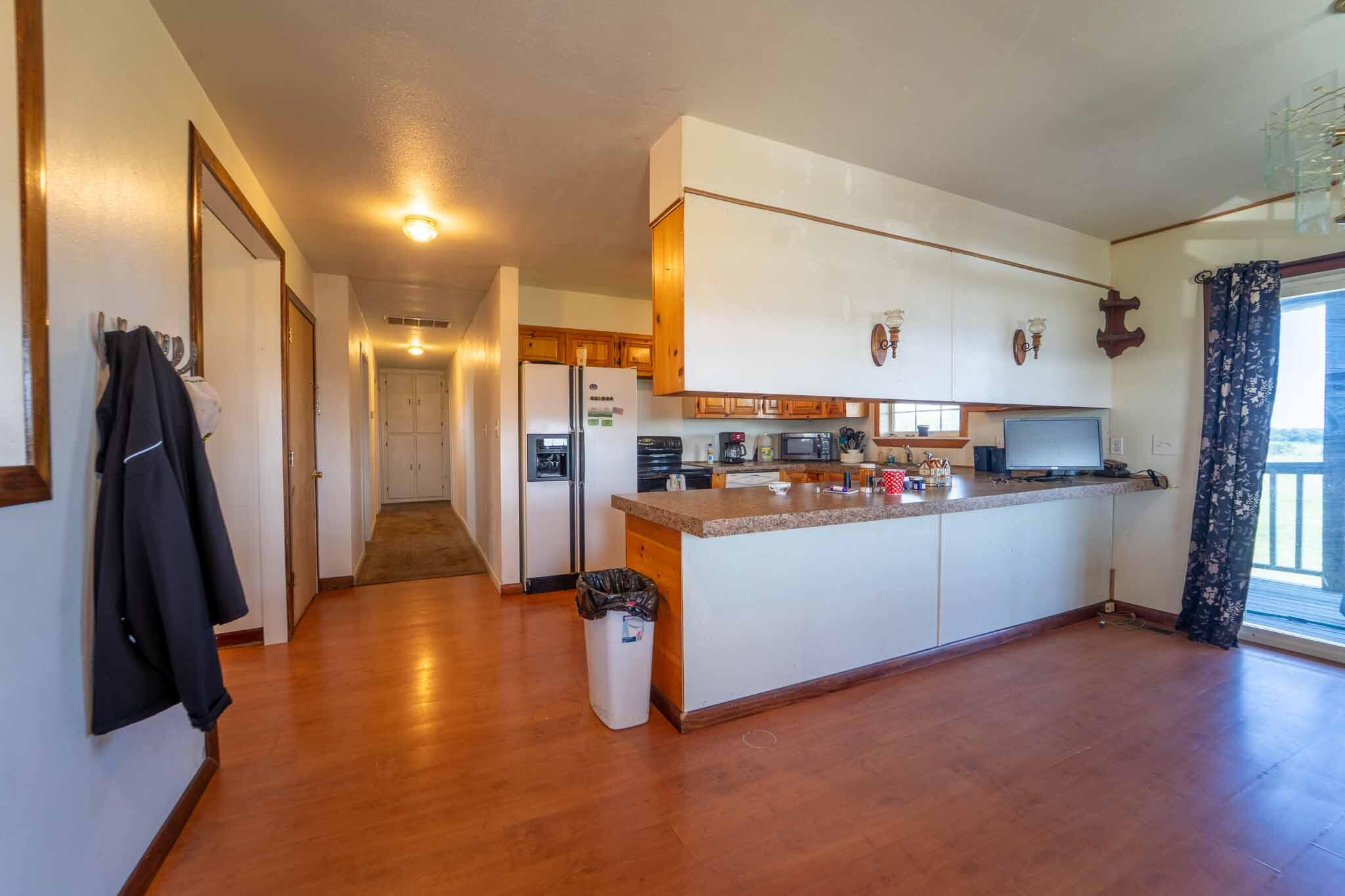 15608 Lawrence 2007 Property Photo 11