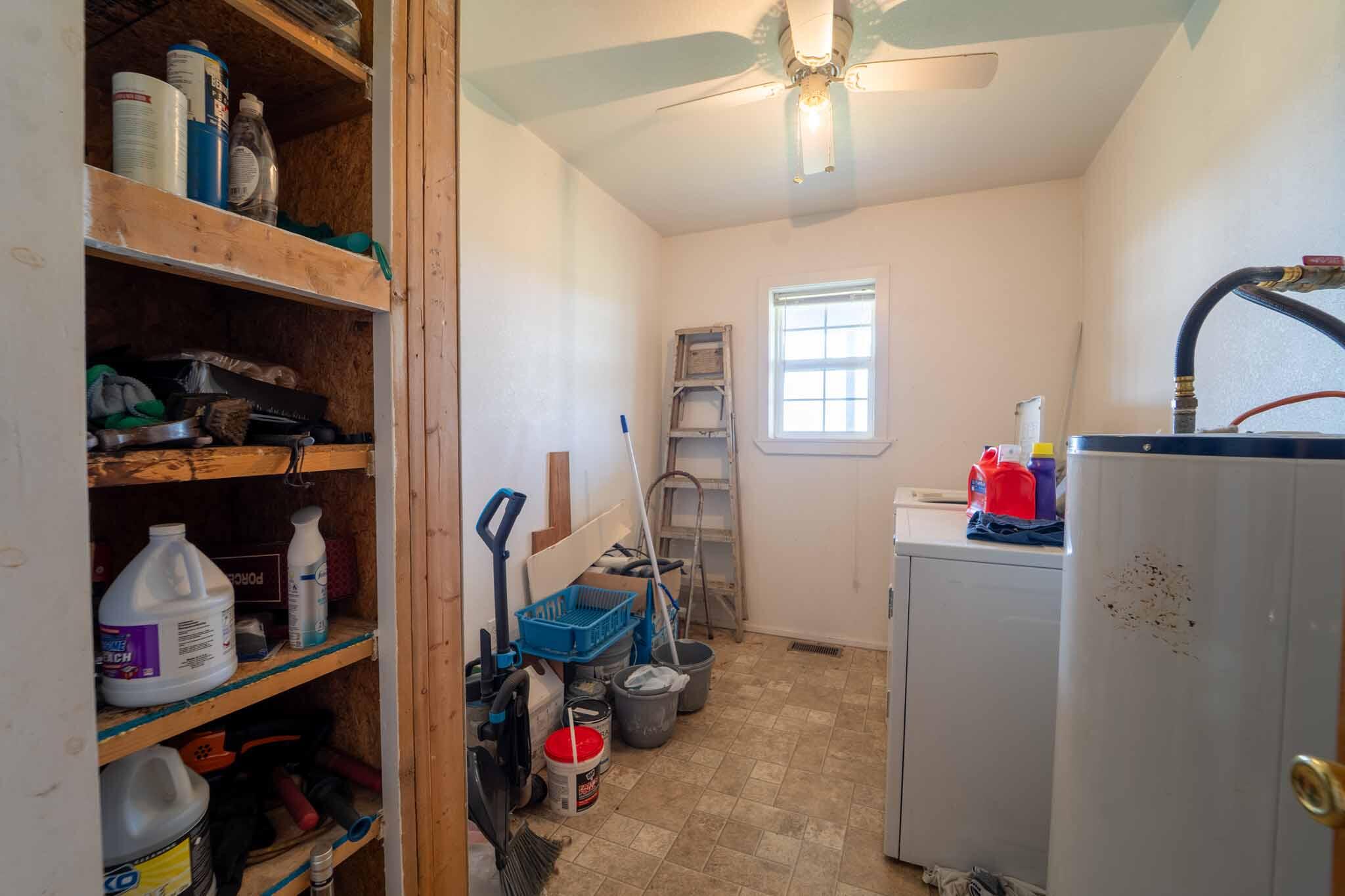 15608 Lawrence 2007 Property Photo 20