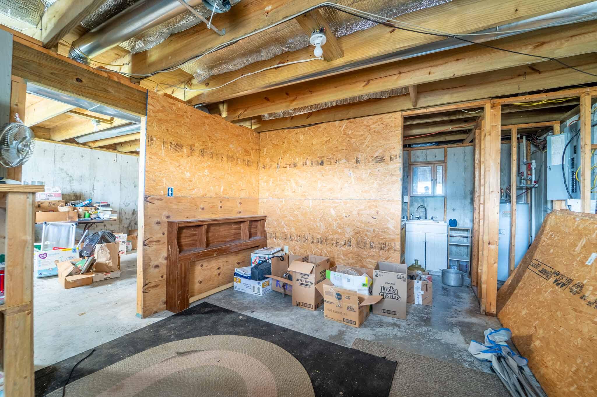 15608 Lawrence 2007 Property Photo 22