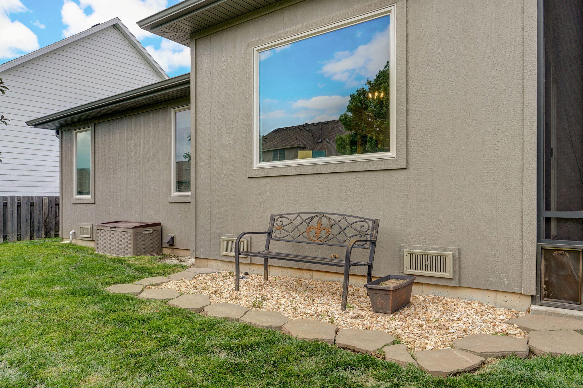 926 East Downshire Drive Property Photo 39