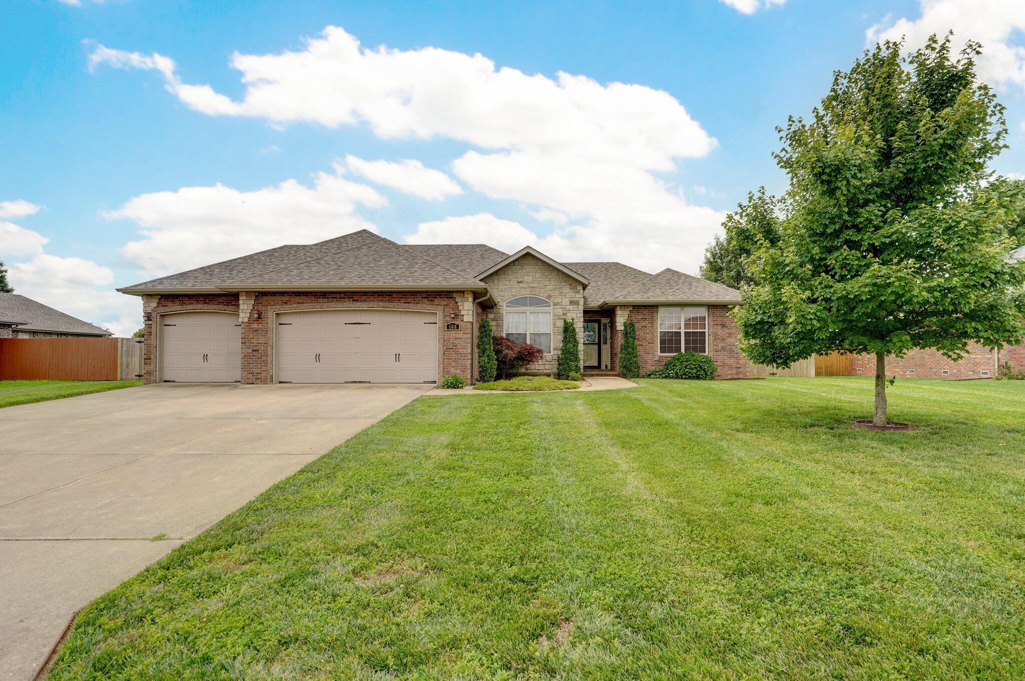 688 Becky Street Property Photo 1