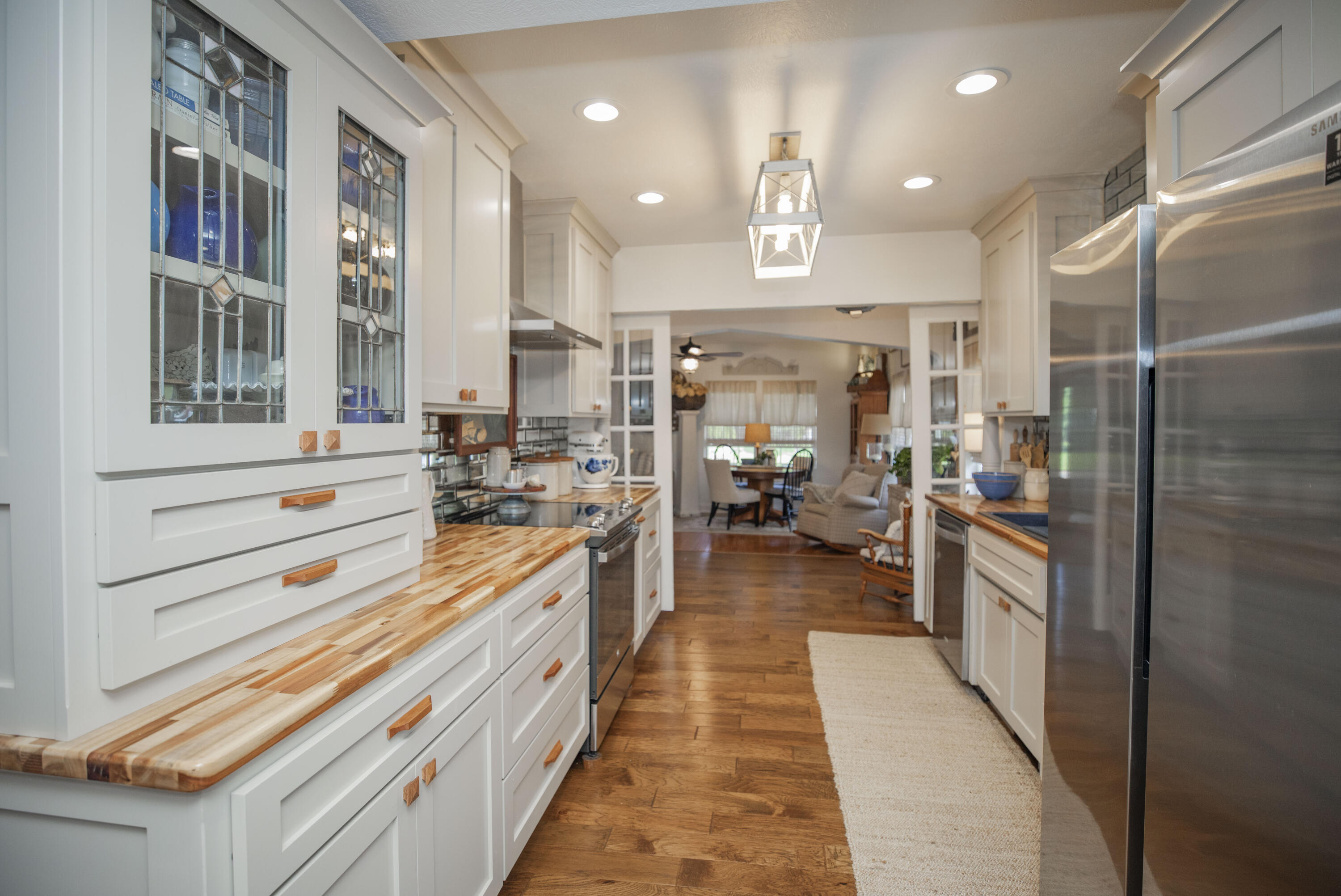 600 South Street Property Photo 14