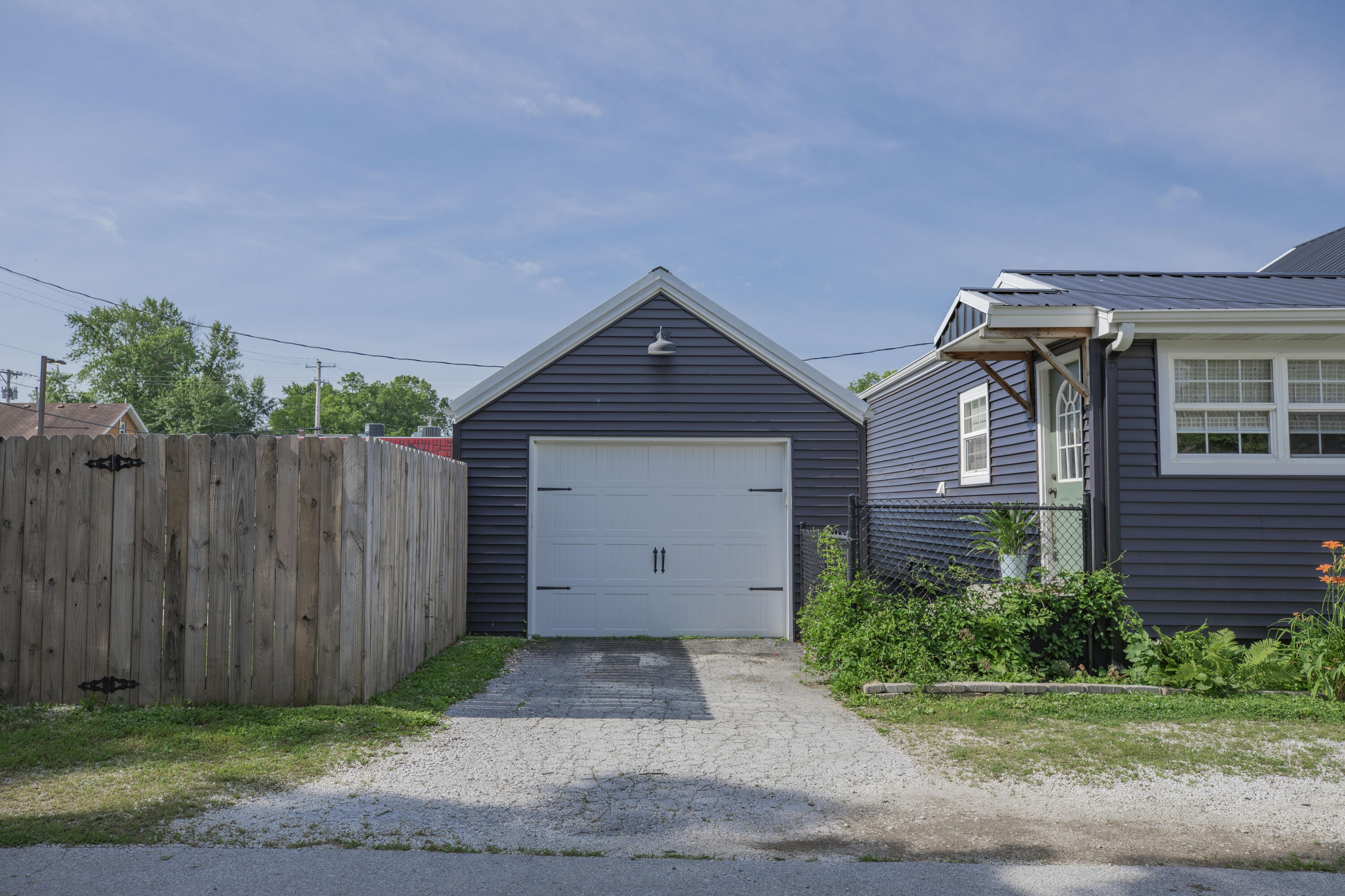 600 South Street Property Photo 43