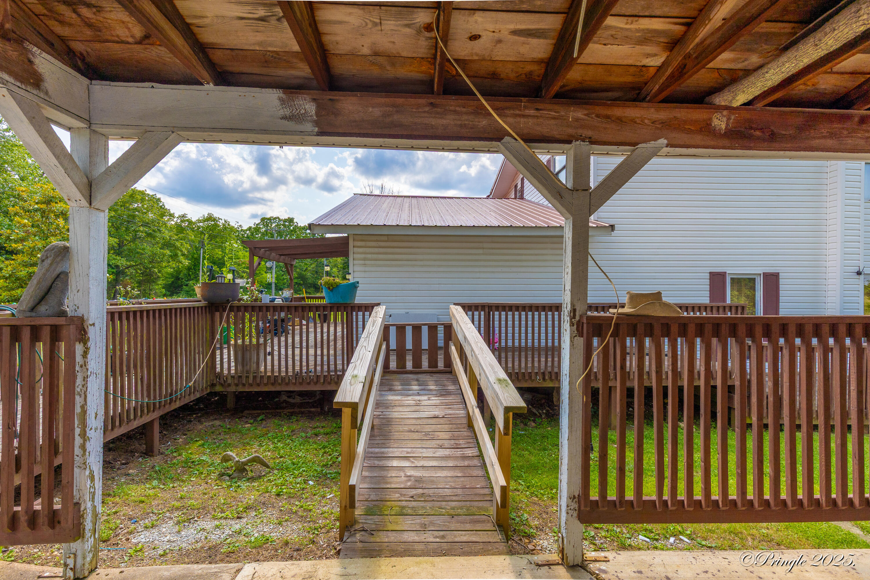 478 Craig Street Property Photo 40